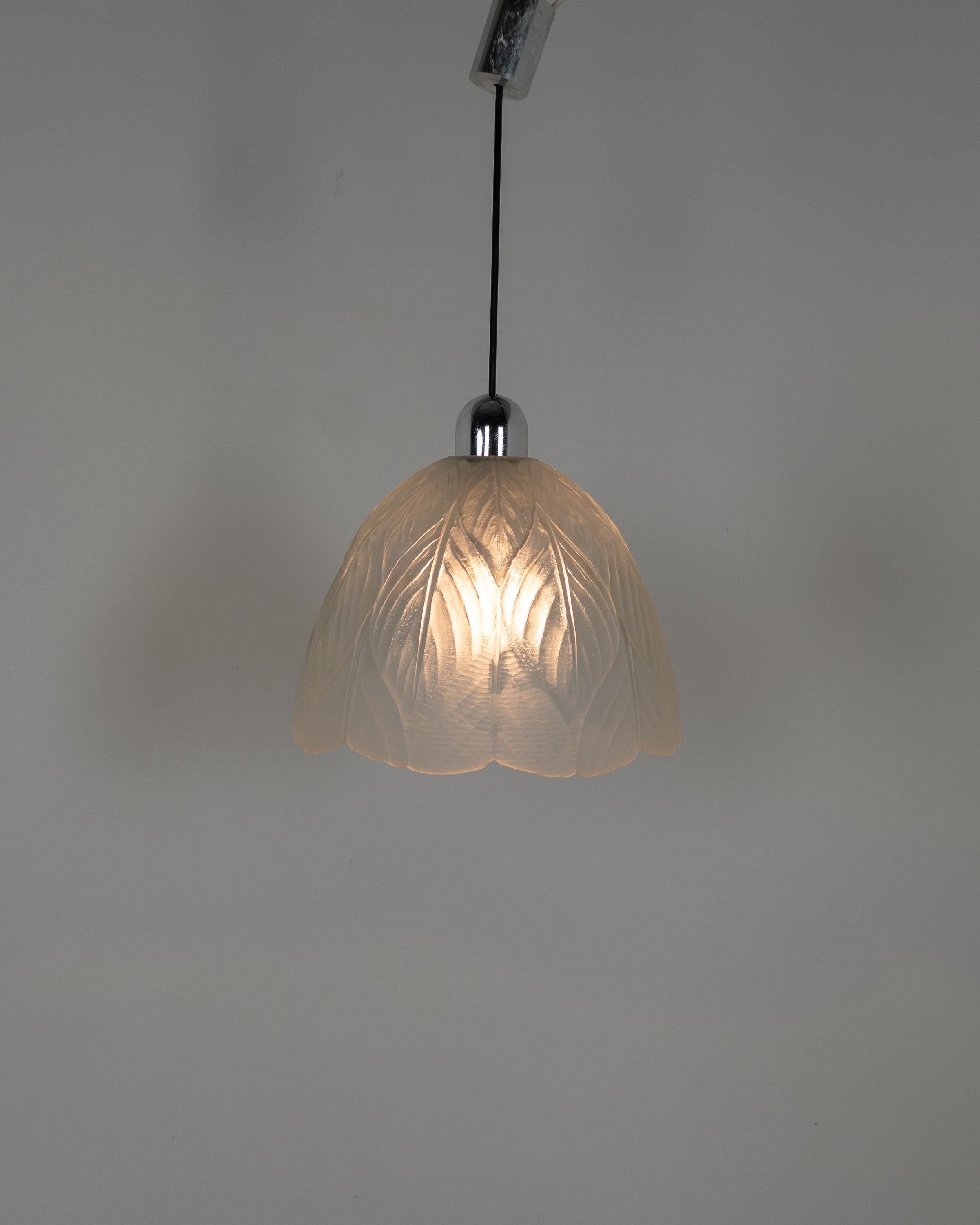 Lampada a sospensione vintage Peill & Putzler in vendita 4