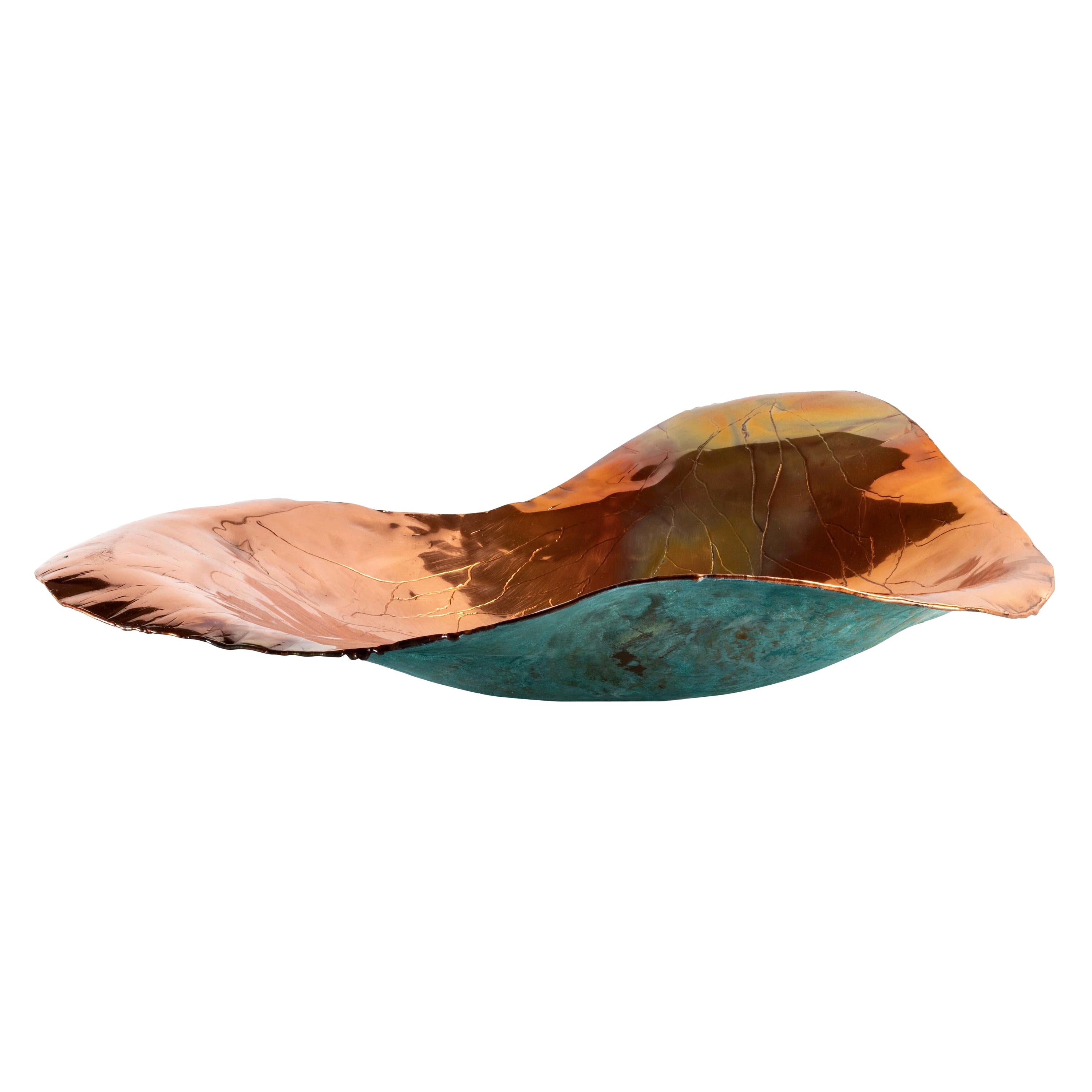 Cuenco contemporáneo decorativo de cobre Peitil de Samuel Costantini