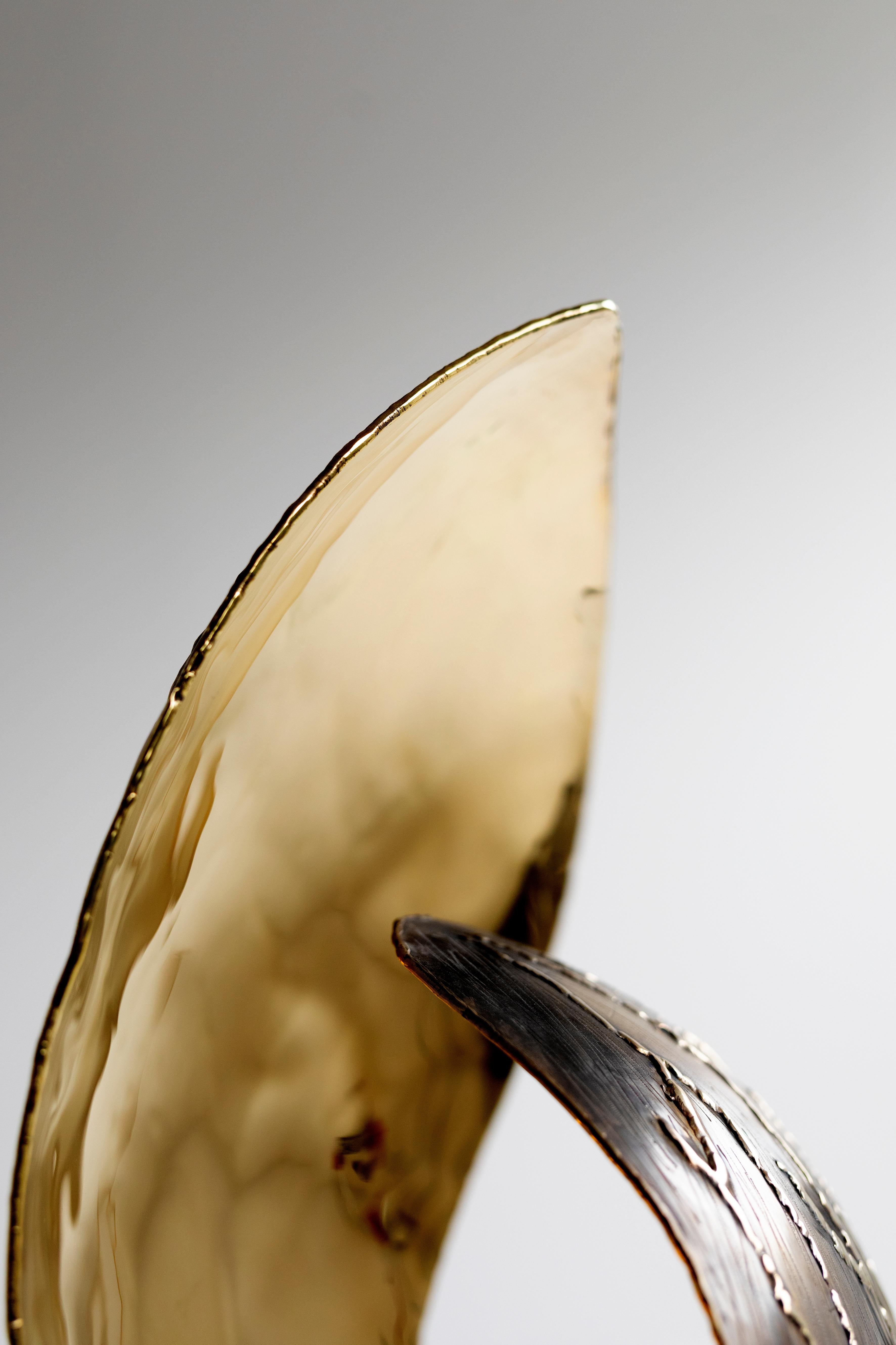 Peitil-Lampe, handgefertigt von Samuel Costantini (Messing) im Angebot