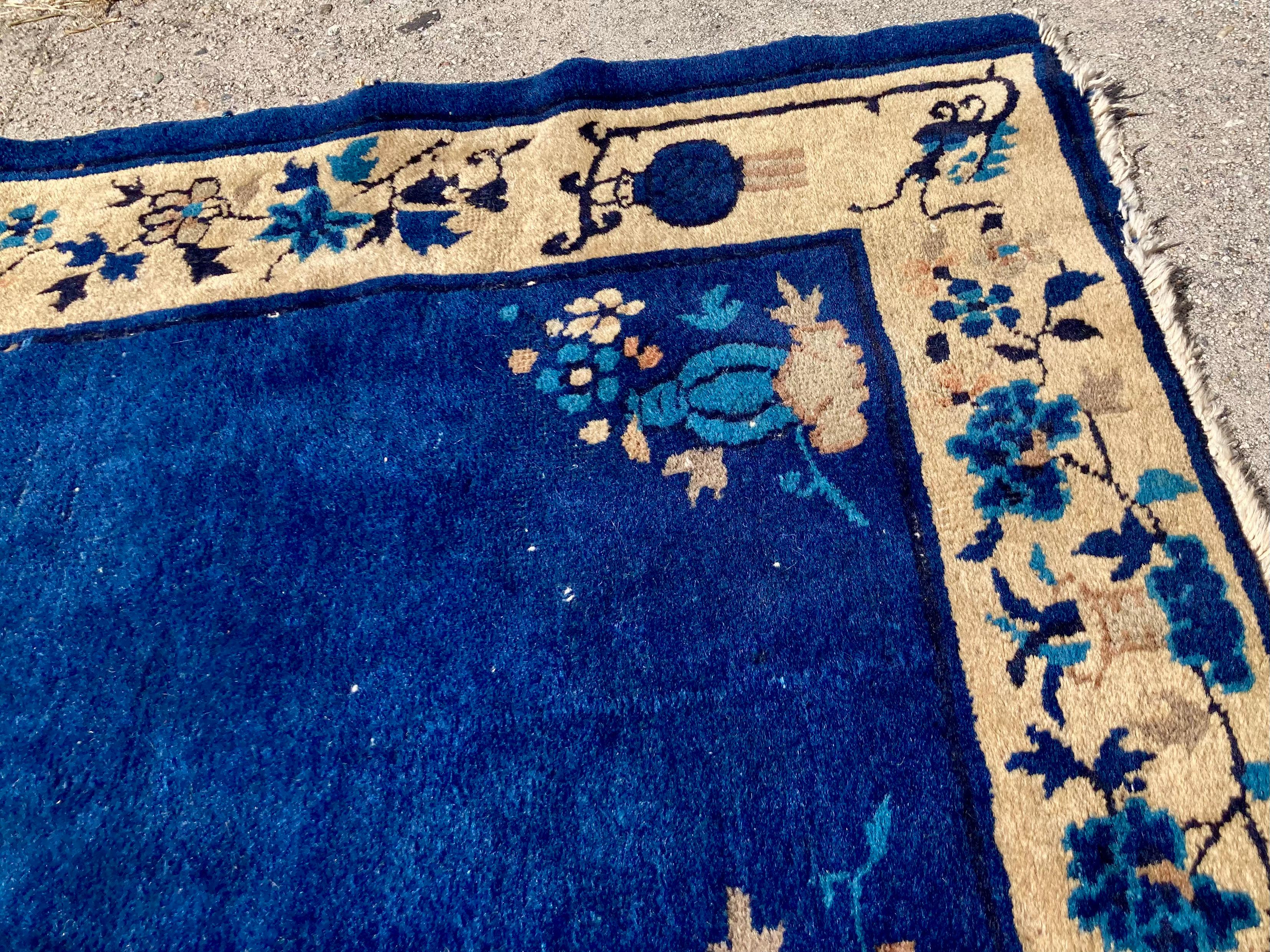 Pekinger blauer chinesischer Teppich im Angebot 1