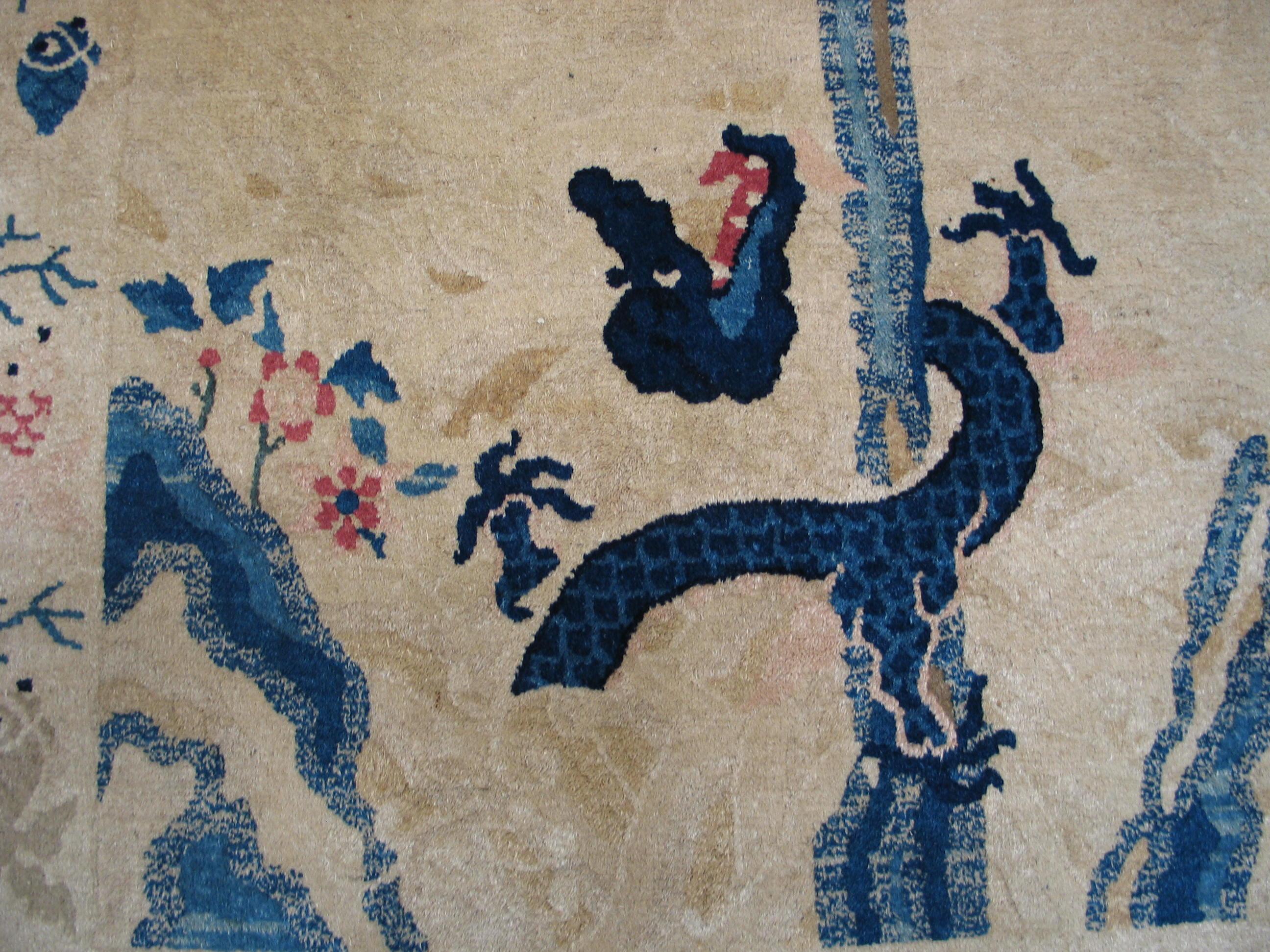 Early 20th Century Chinese Peking Dragon Carpet ( 4'2