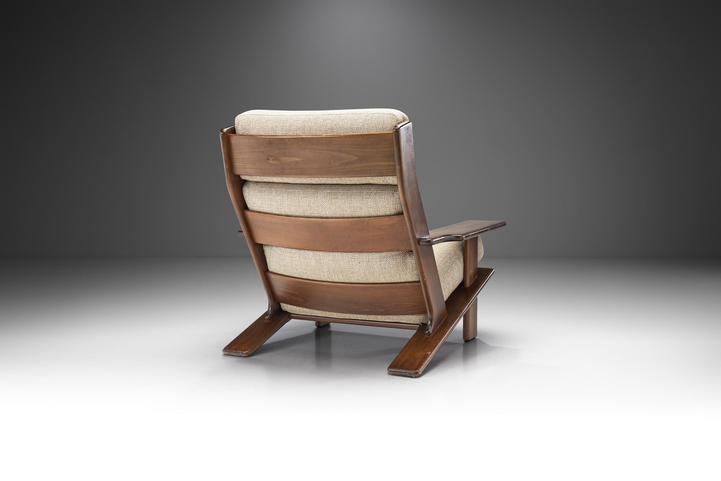 Finnish “Pele” Lounge Chair by Esko Pajamies for Lepokalusto, Finland 1970s For Sale