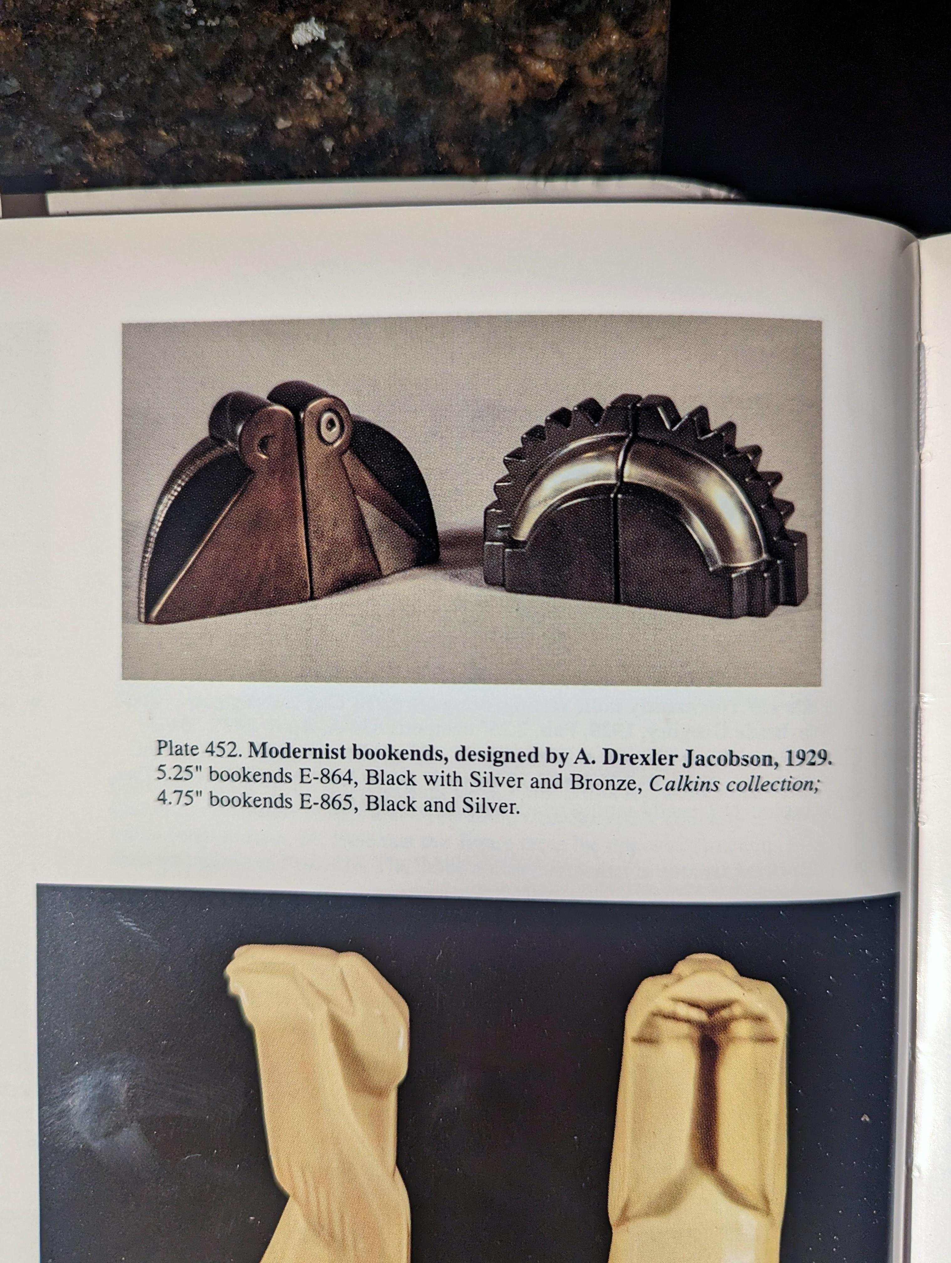 Pelican bookends ''E-864