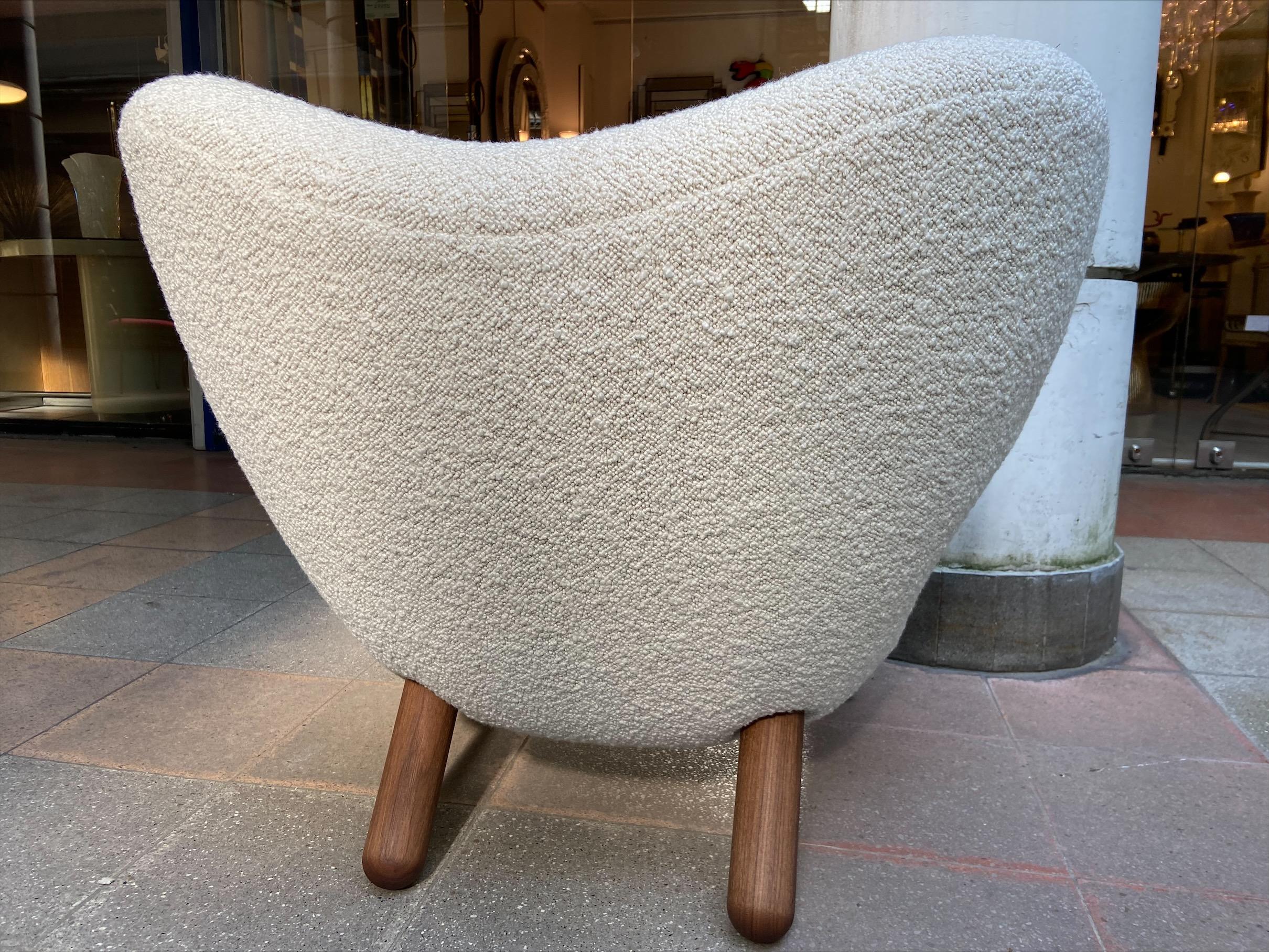 Fabric Pelican Chair, House of Finn Juhl, 2021