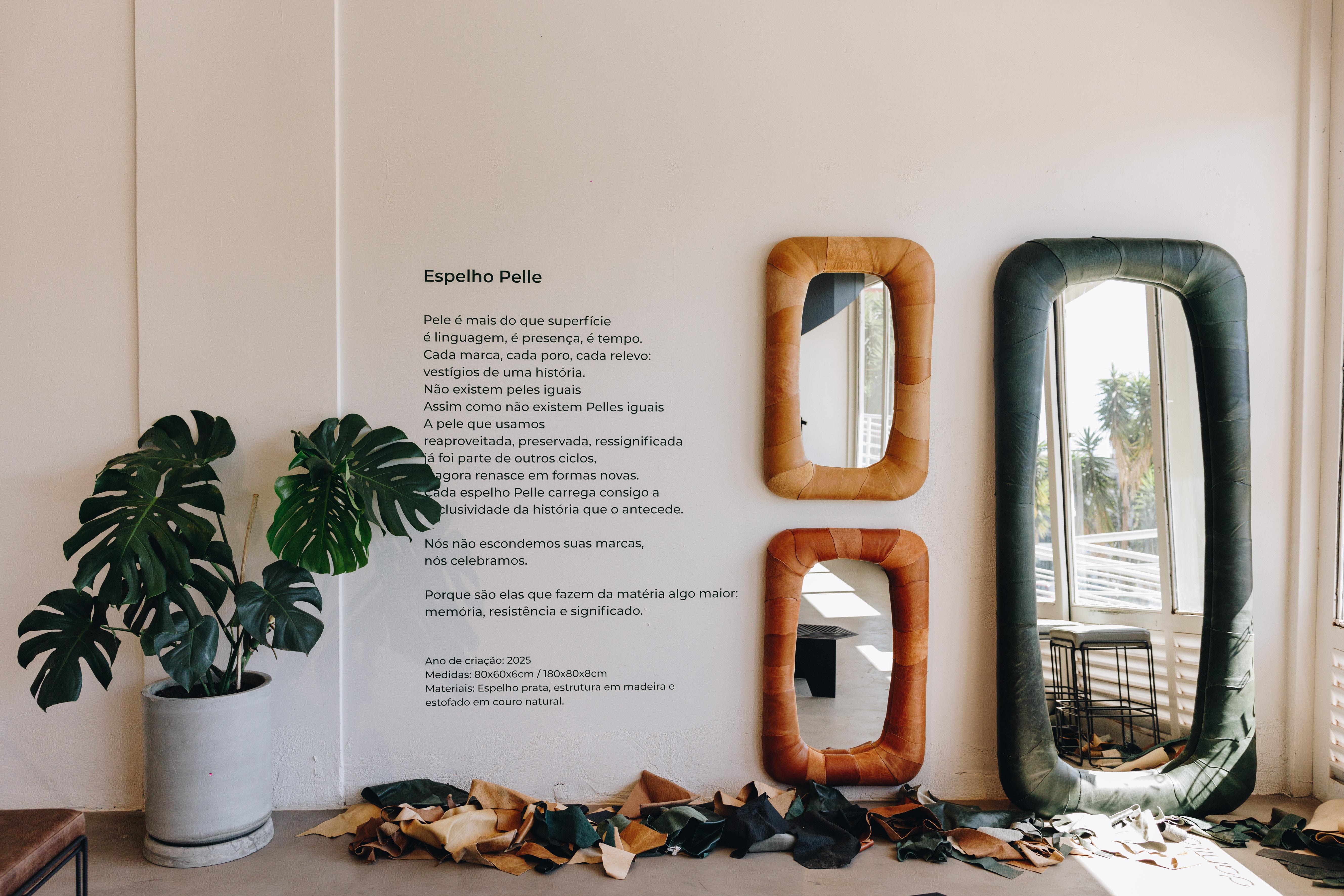 Specchio PELLE di Danilo Vale - misura G - con cornice rivestita in pelle in vendita 7