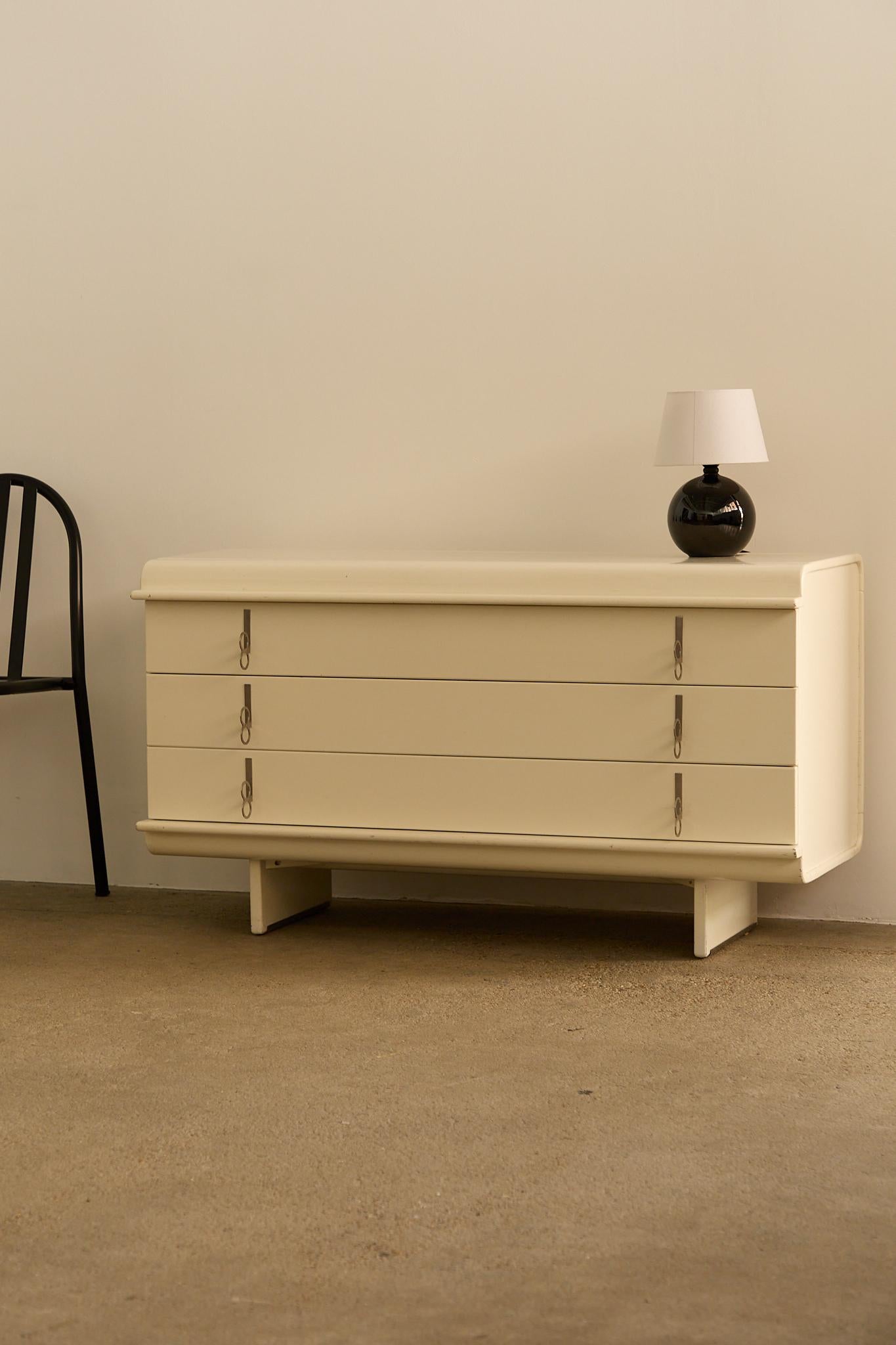 Pellicano Chest Of Drawers For Sale 2