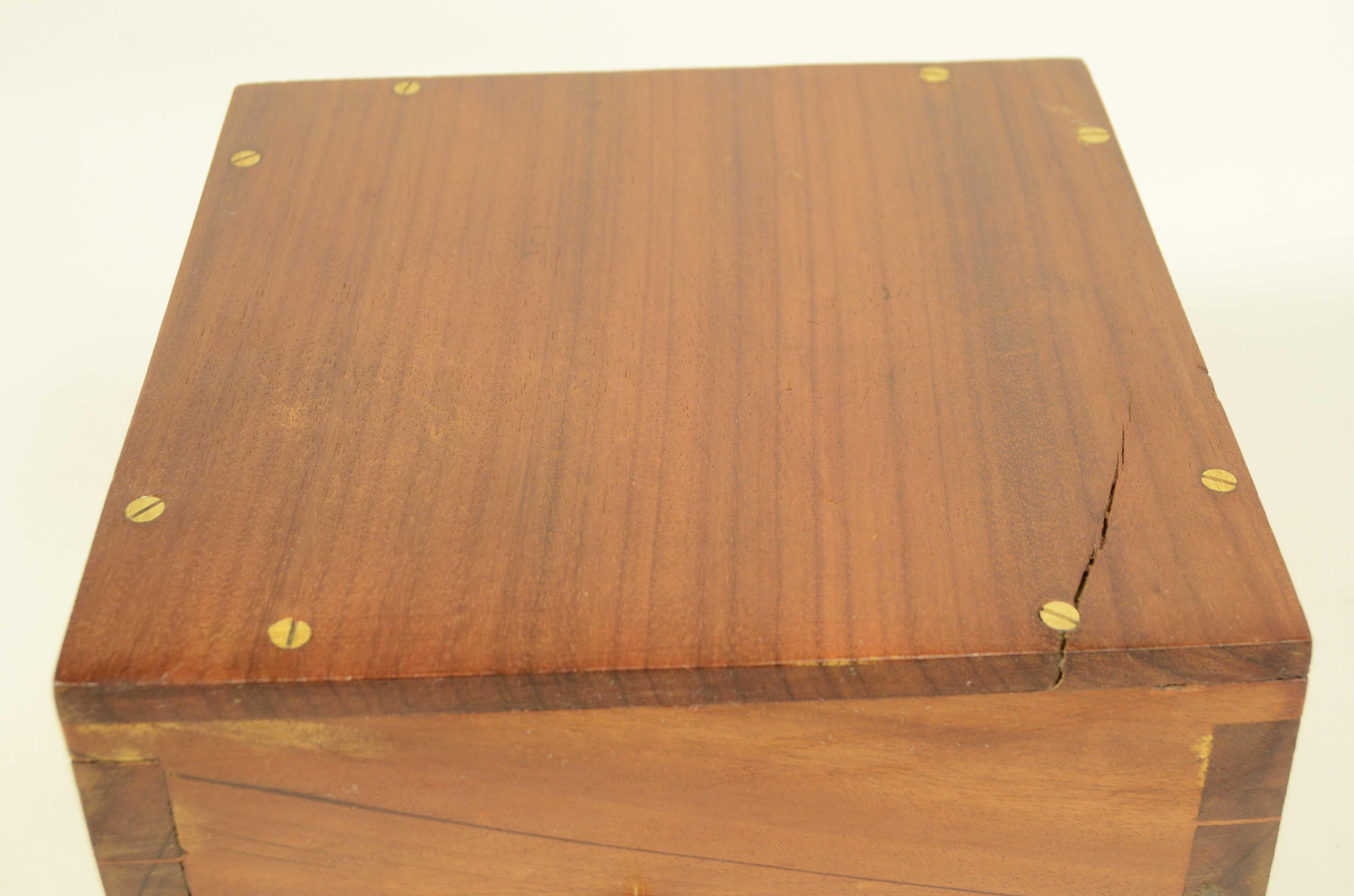 Peloro in ottone firmato HEATH & C Ltd London N 93  seconda metà del XIX secolo en vente 12