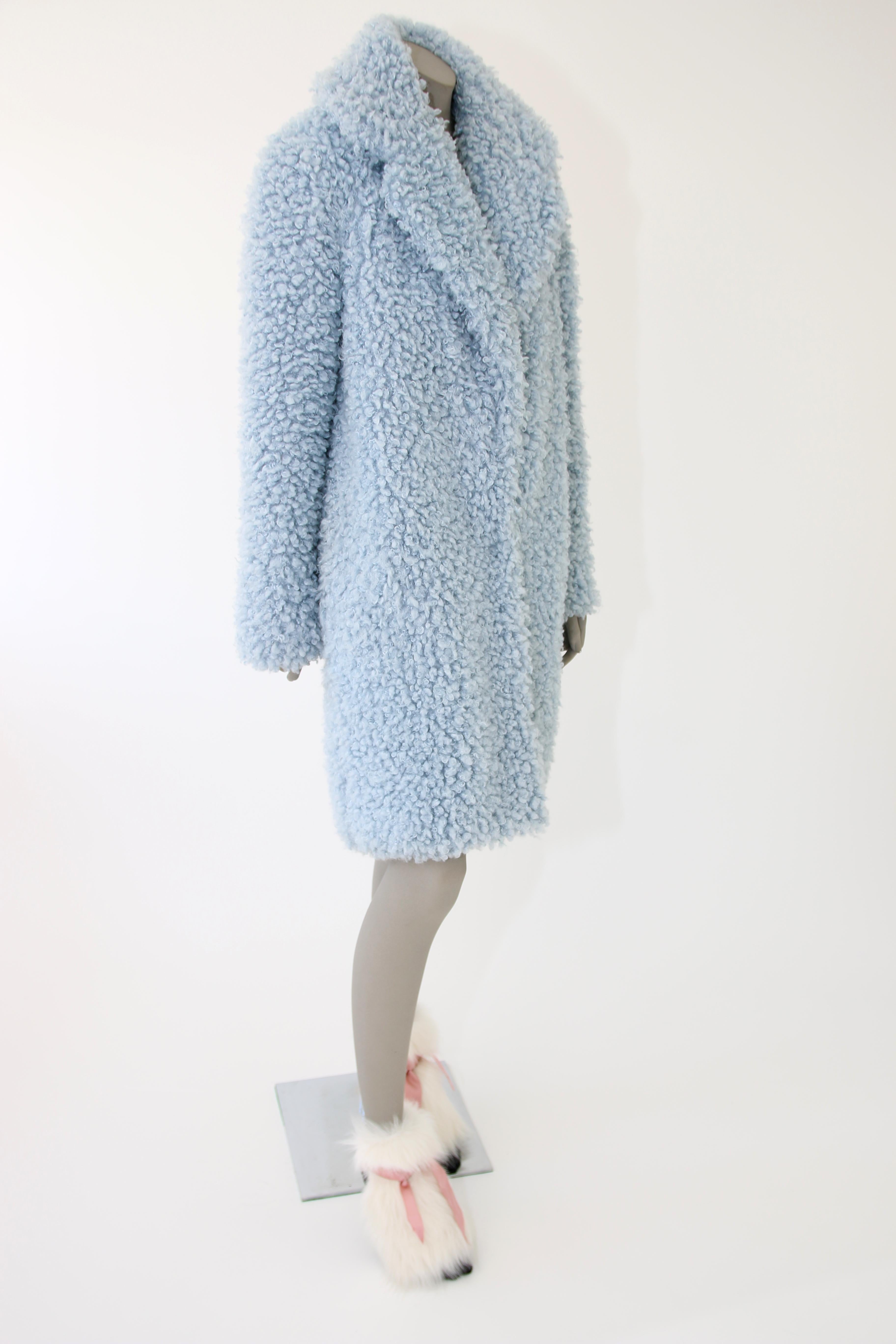 Women's Pelush Baby Blue Faux Fur Coat with Collar- Small For Sale