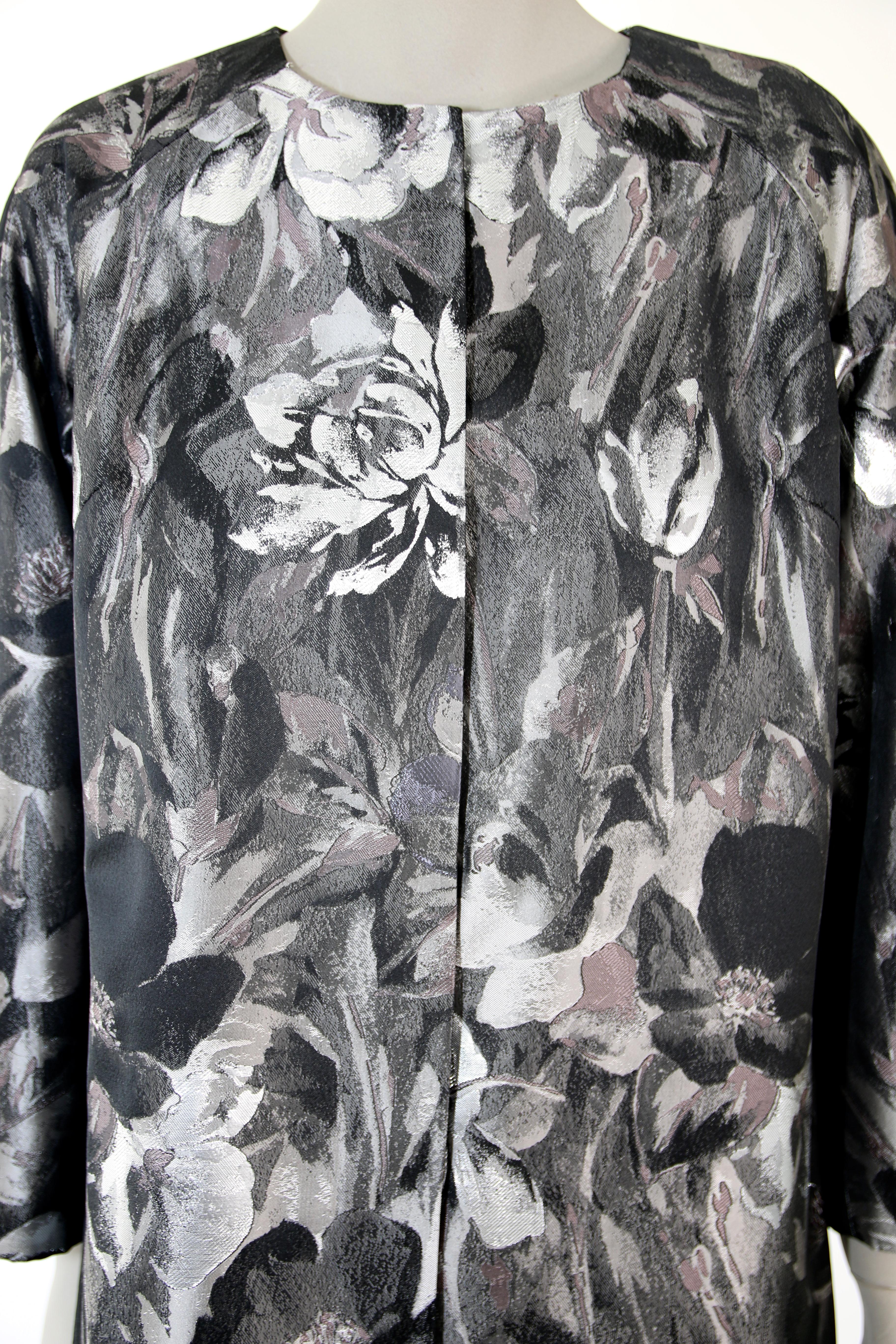 Pelush Black and Silver Brocade Printed Flower Coat - XS For Sale 4