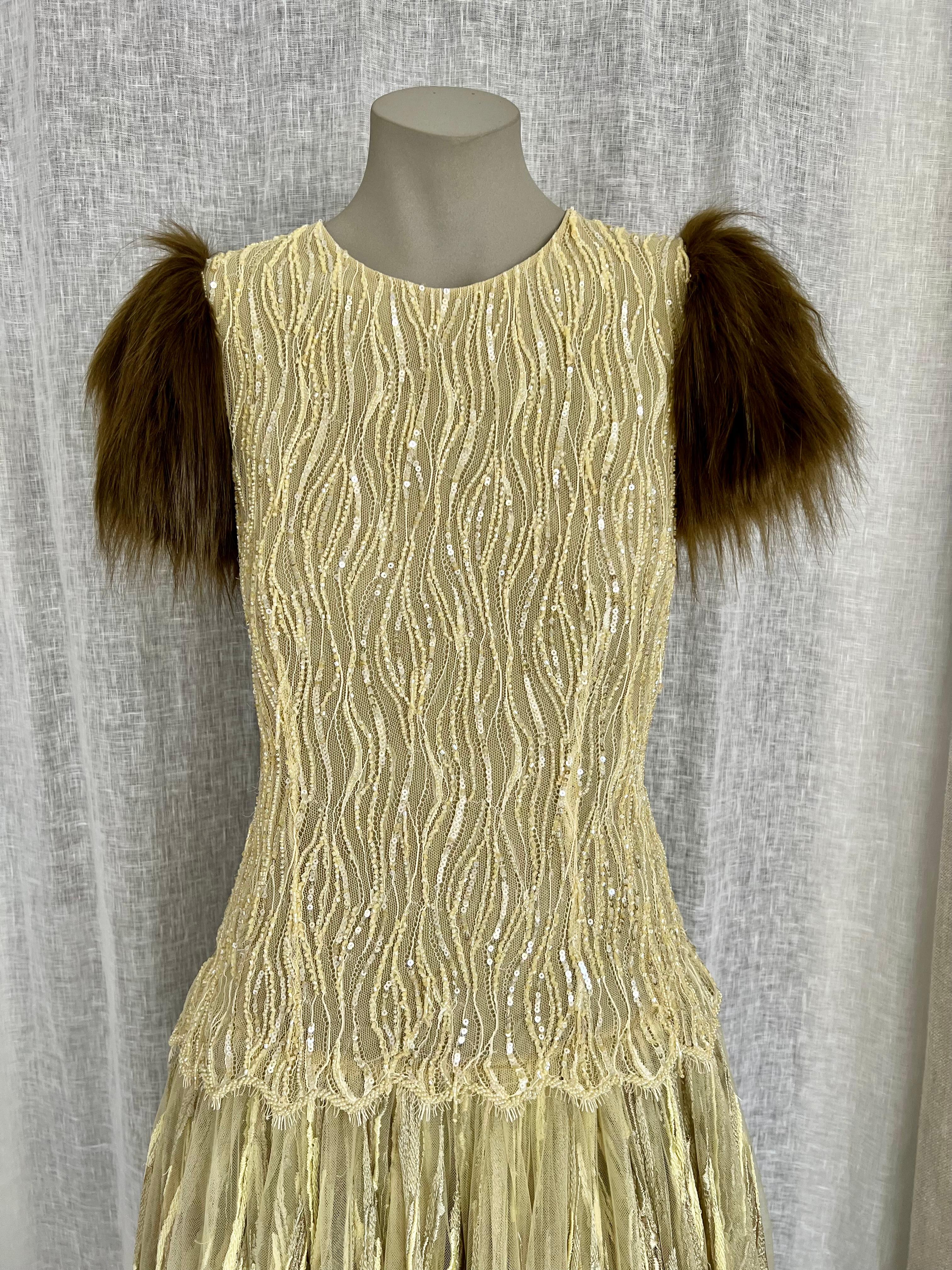 Pelush Citrine Tulle Evening Gown Dress With Faux Fur Cap Sleeves - Small For Sale 3