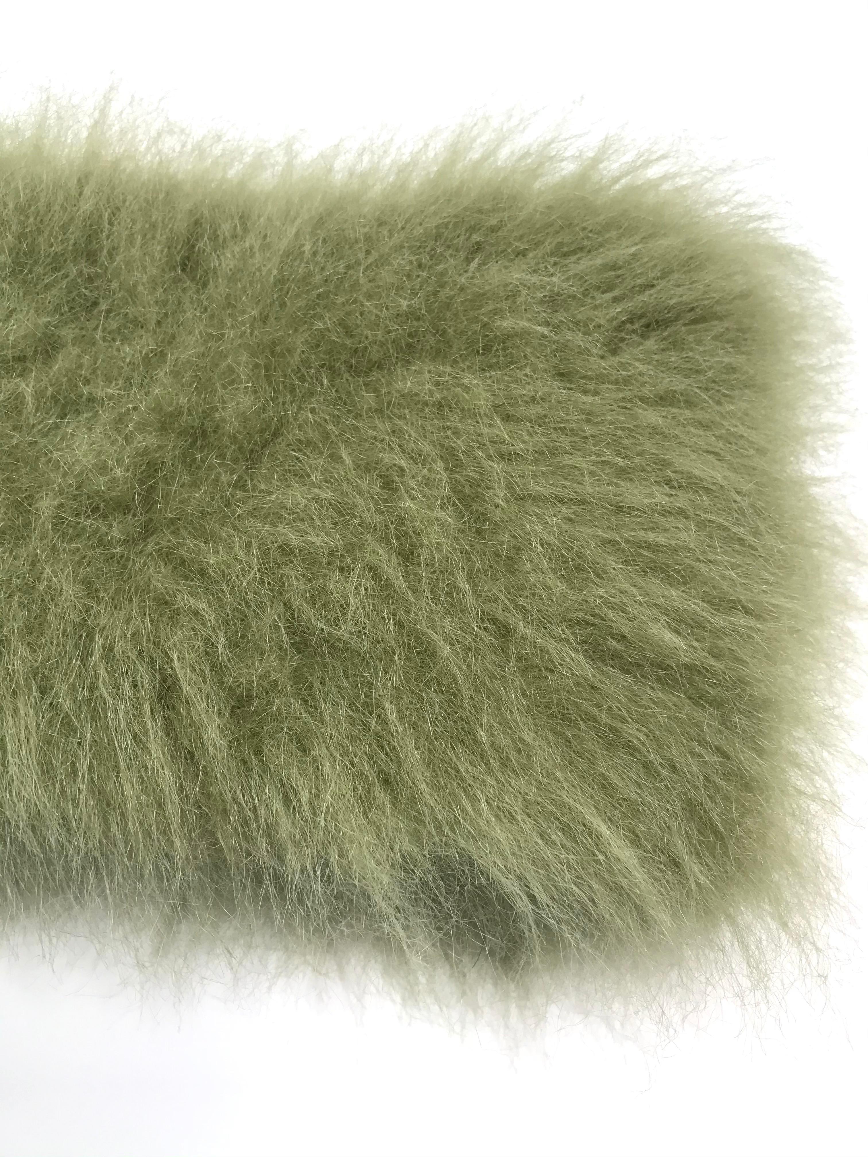 Gray Pelush Faux Fur Scarfs set - Fake Fur Green Chinchilla Neck Warmer/Hats One size For Sale