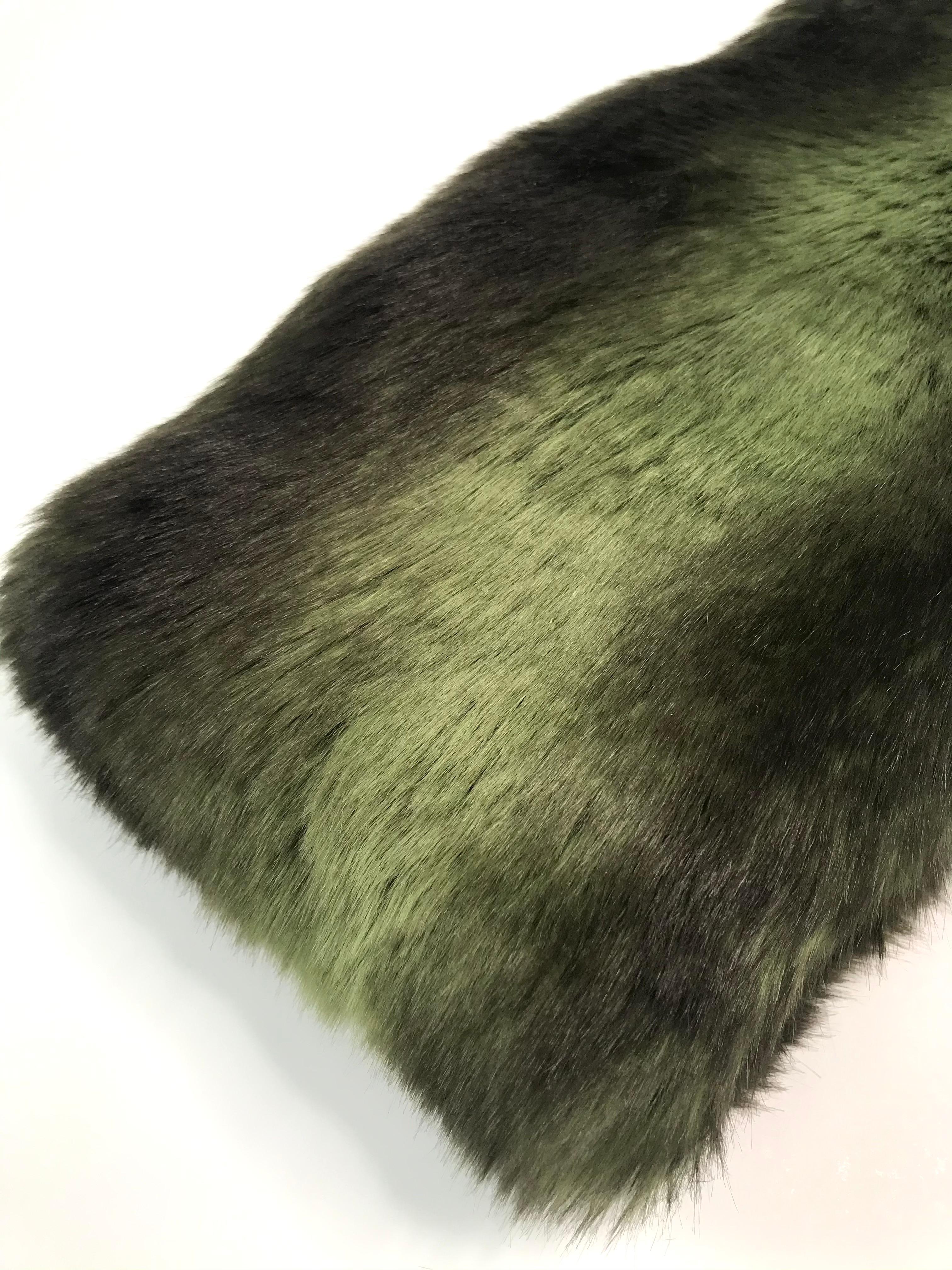 Pelush Faux Fur Scarfs set - Fake Fur Green Chinchilla Neck Warmer/Hats One size For Sale 1