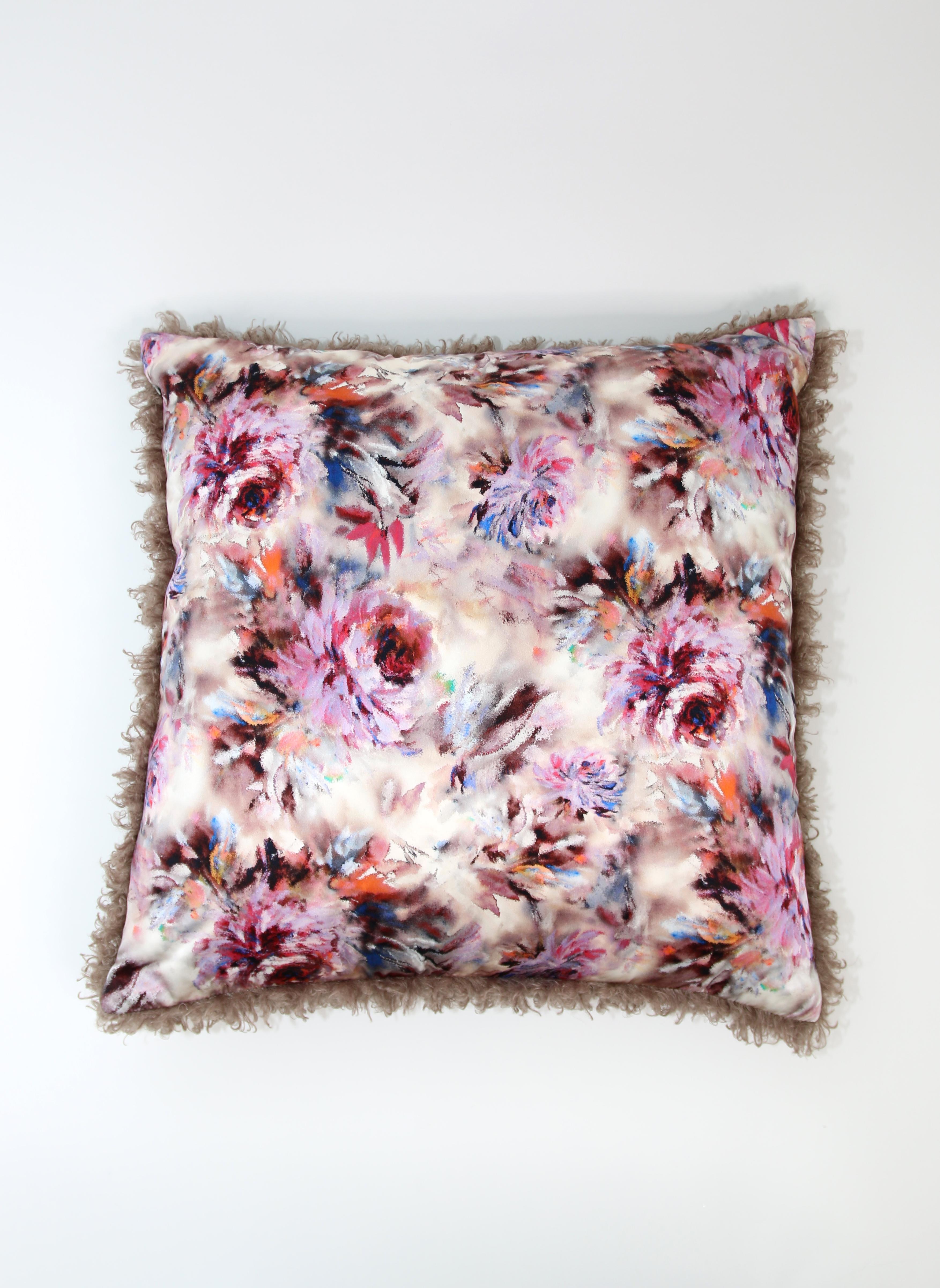 Pelush Pink Poodle Faux Fur Throw Pillows - Cotton Candy Large Pillow Set Pair  For Sale 2
