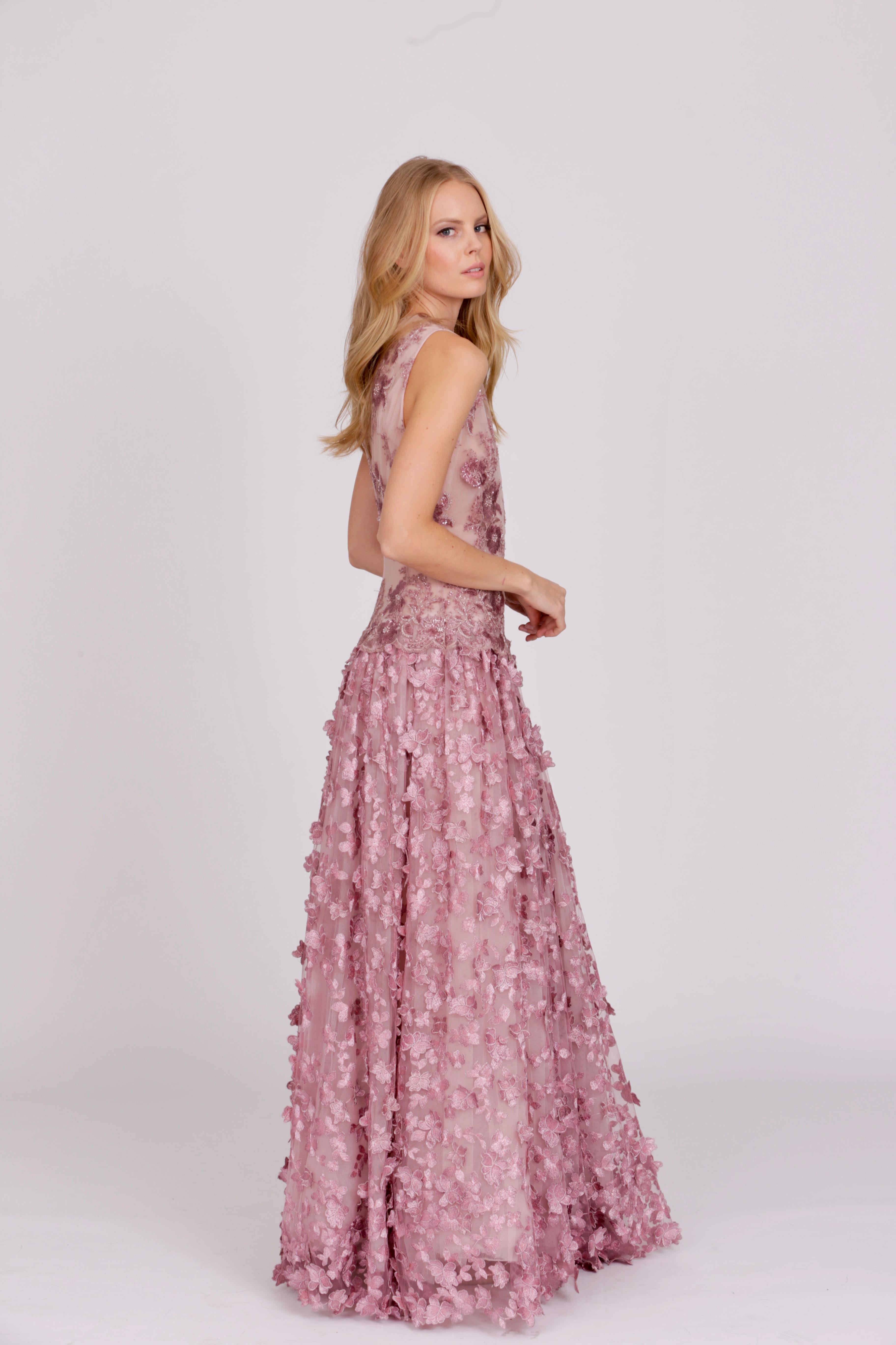 Pelush Pink Tulle Dress Gown With Three Dimensional Flowers And Embroidery - S For Sale 7