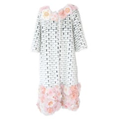 Pelush White Couture Manteau en fausse fourrure de vison avec fleurs tridimensionnelles - Petit