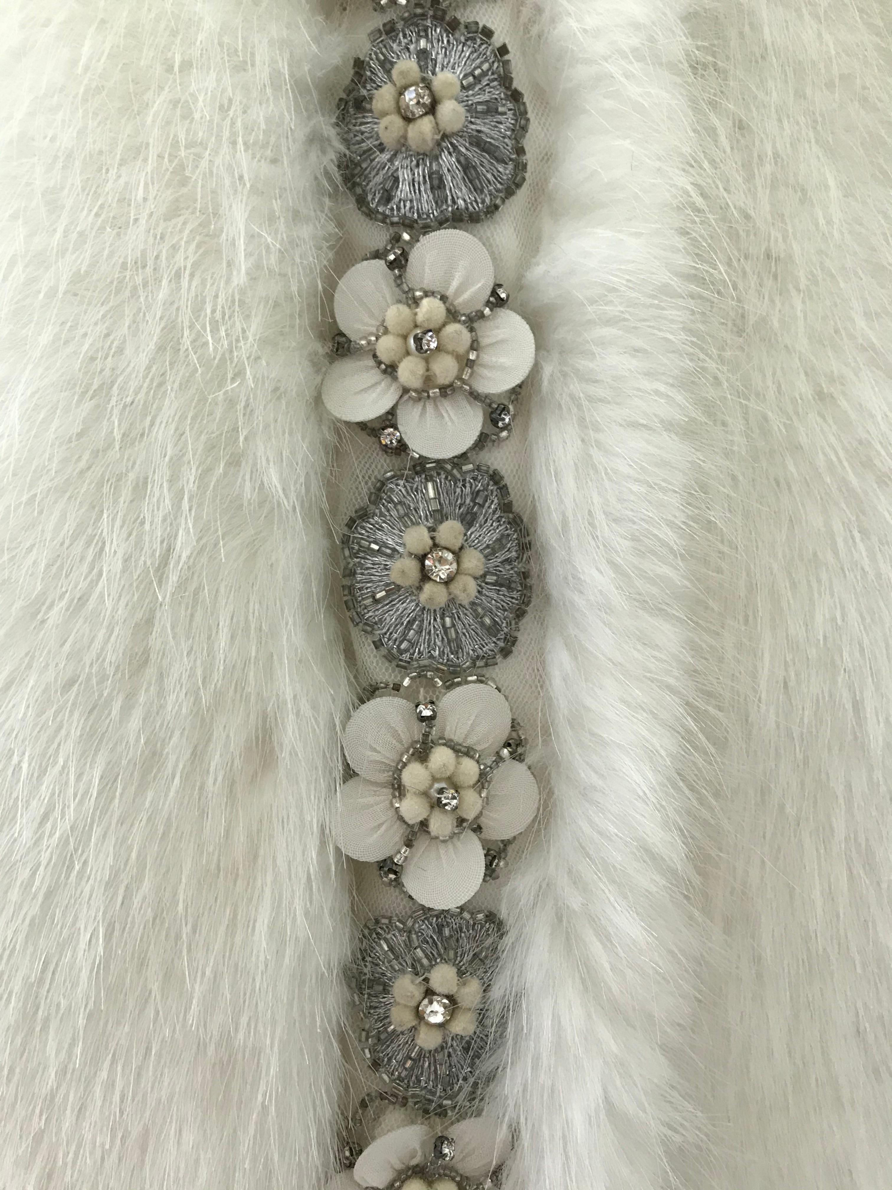 Pelush White Faux Fur Mink Vest with Details - One Size S/M For Sale 9