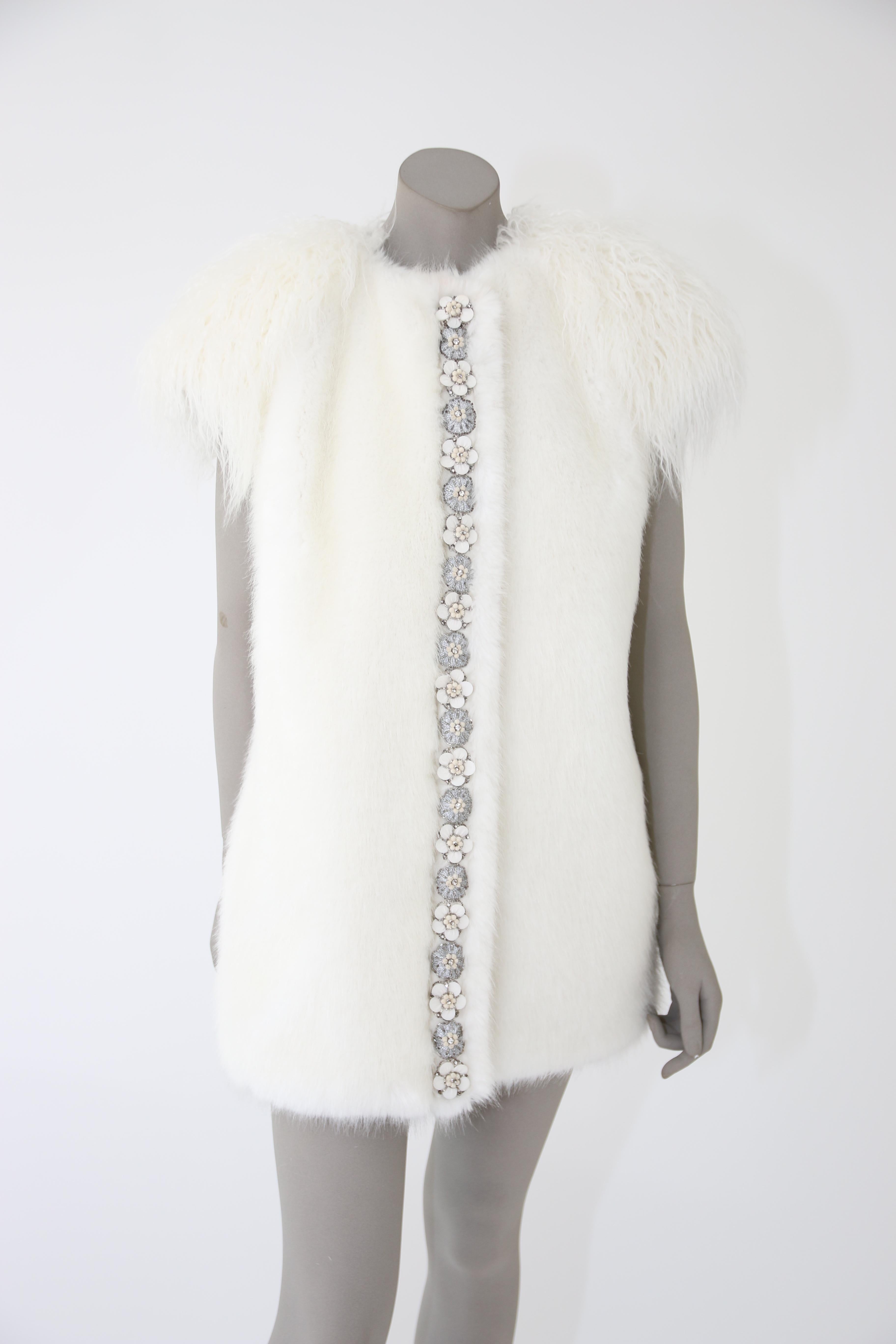 Gray Pelush White Faux Fur Mink Vest with Details - One Size S/M For Sale
