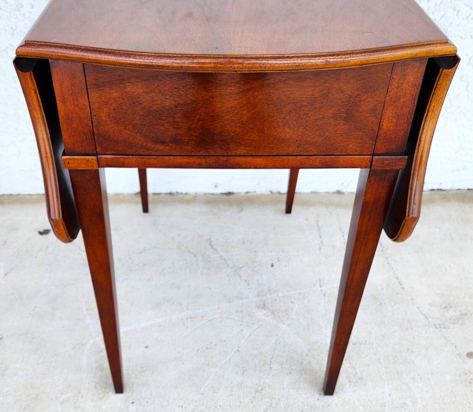 Pembroke Side Table Drop Leaf Federal Style Mahogany Inlaid by Thomasville 4