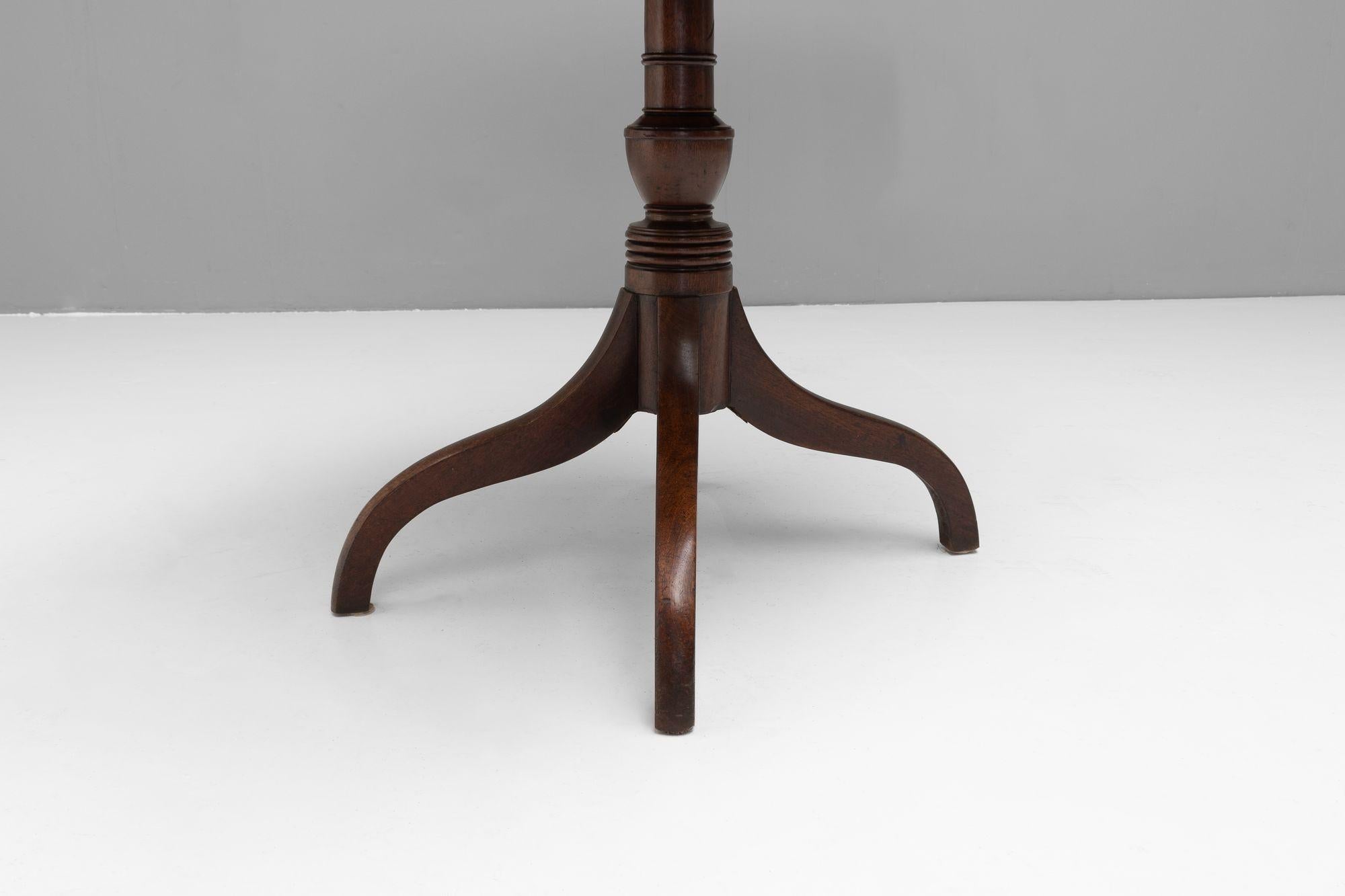 Table Pembroke en vente 1