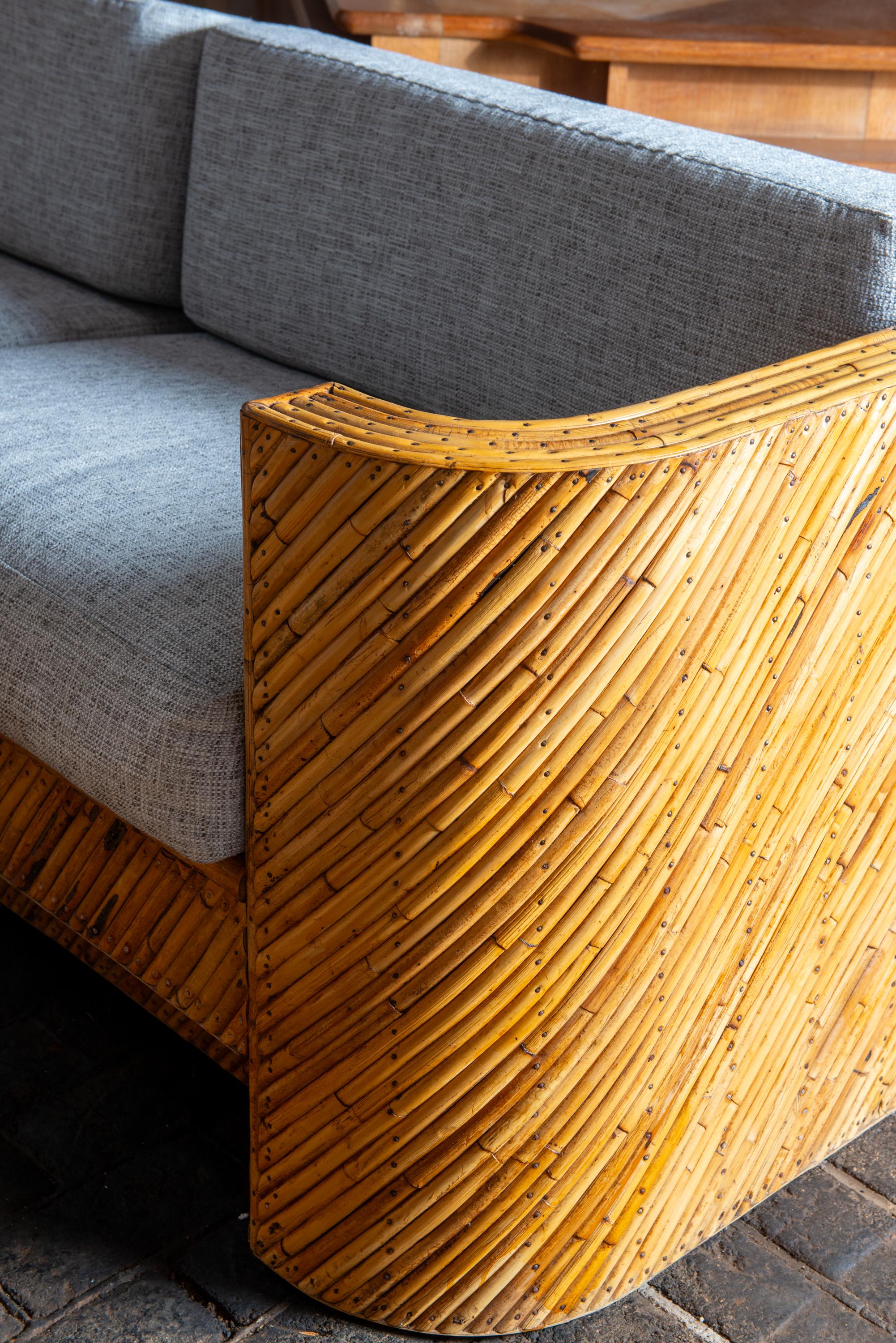 Divano in rattan Pencil, coppia di poltrone, tavolino, stile Crespi in vendita 5