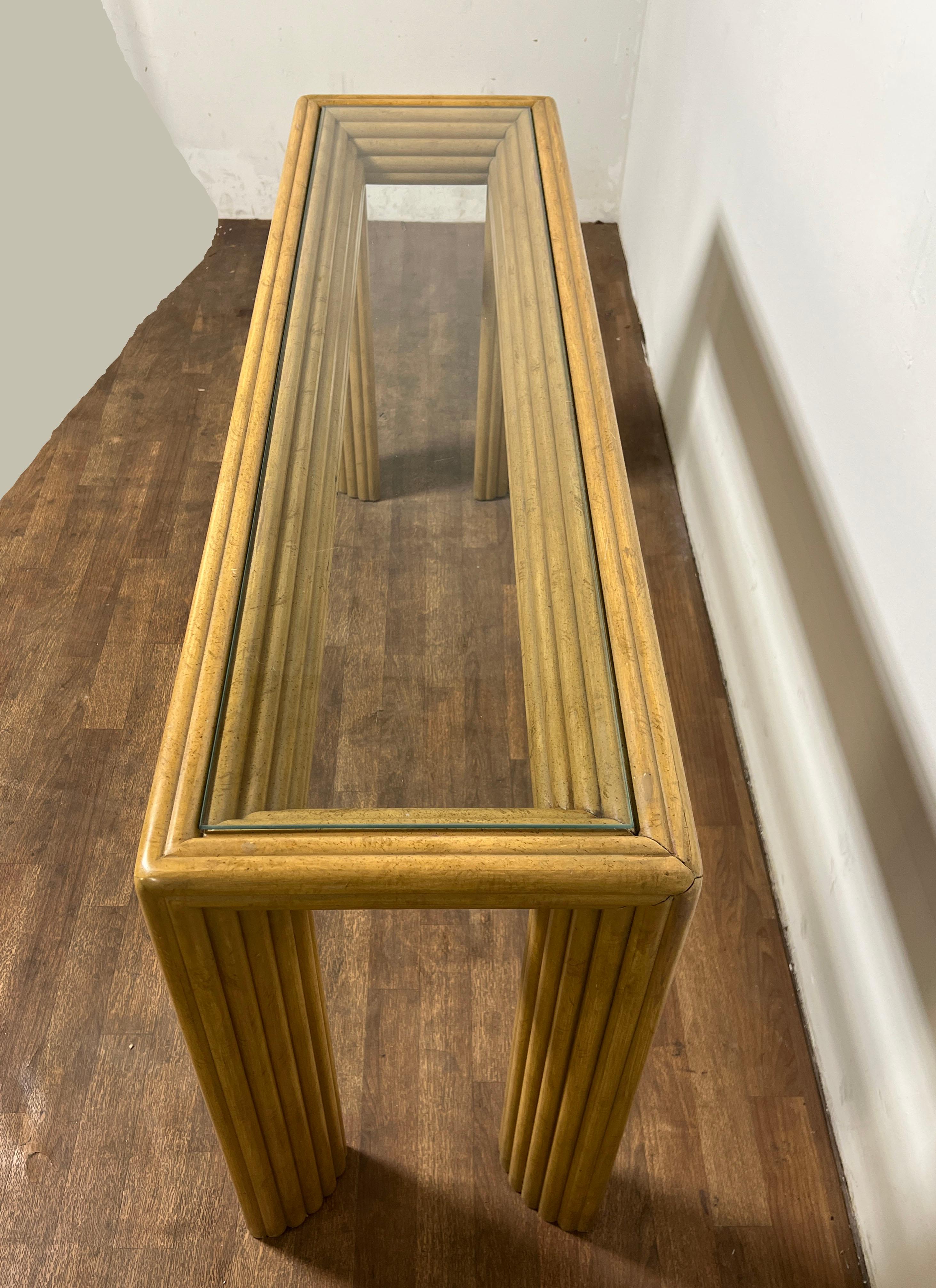 Pencil Reed Console Table Circa 1980s In Good Condition For Sale In Peabody, MA
