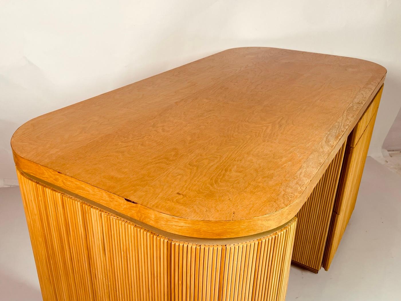 Pencil Reed Executive Desk in the Style of Karl Springer, USA 1970's For Sale 4