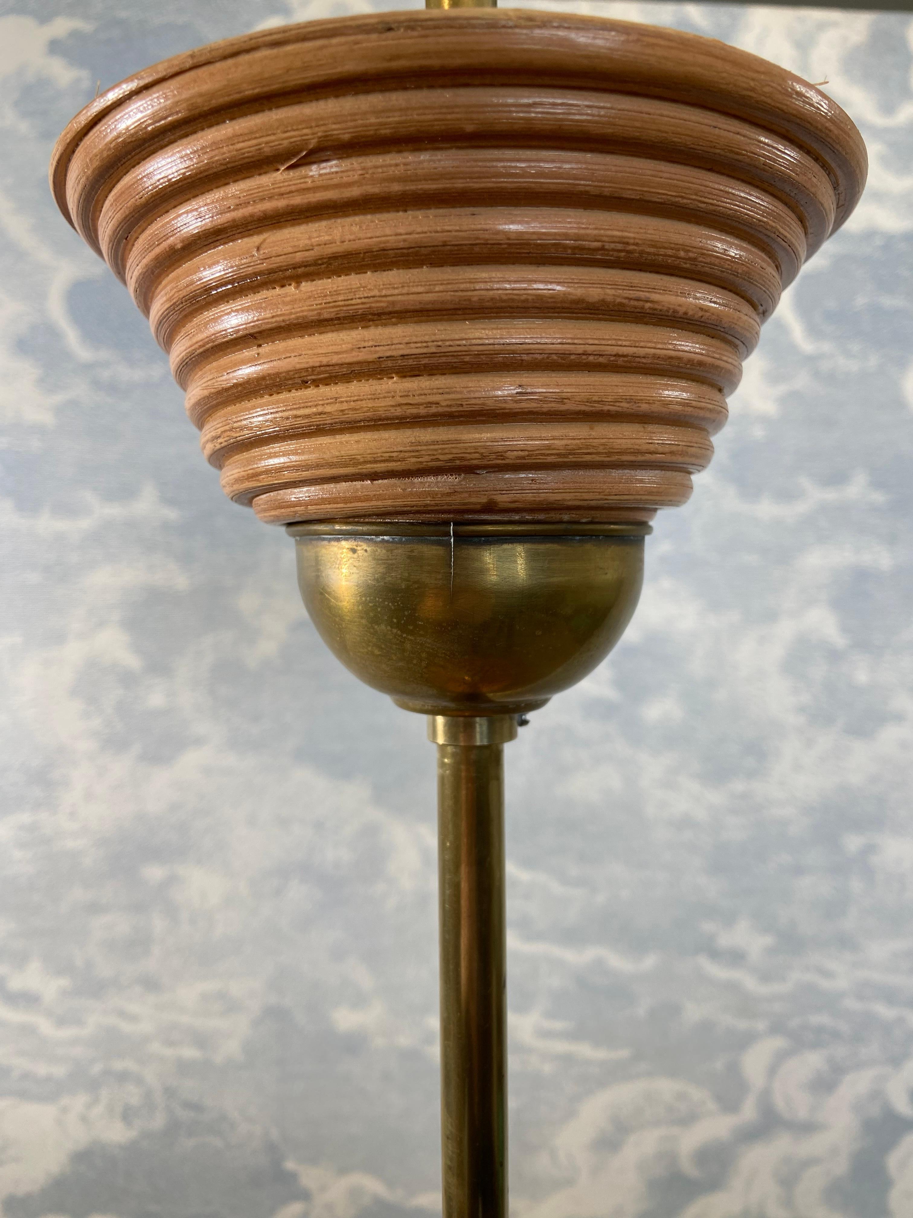 Mid-20th Century Pencil Reed Pendant Lamp with Extendable Brass Rod, Italy, Mid-Century Modern For Sale