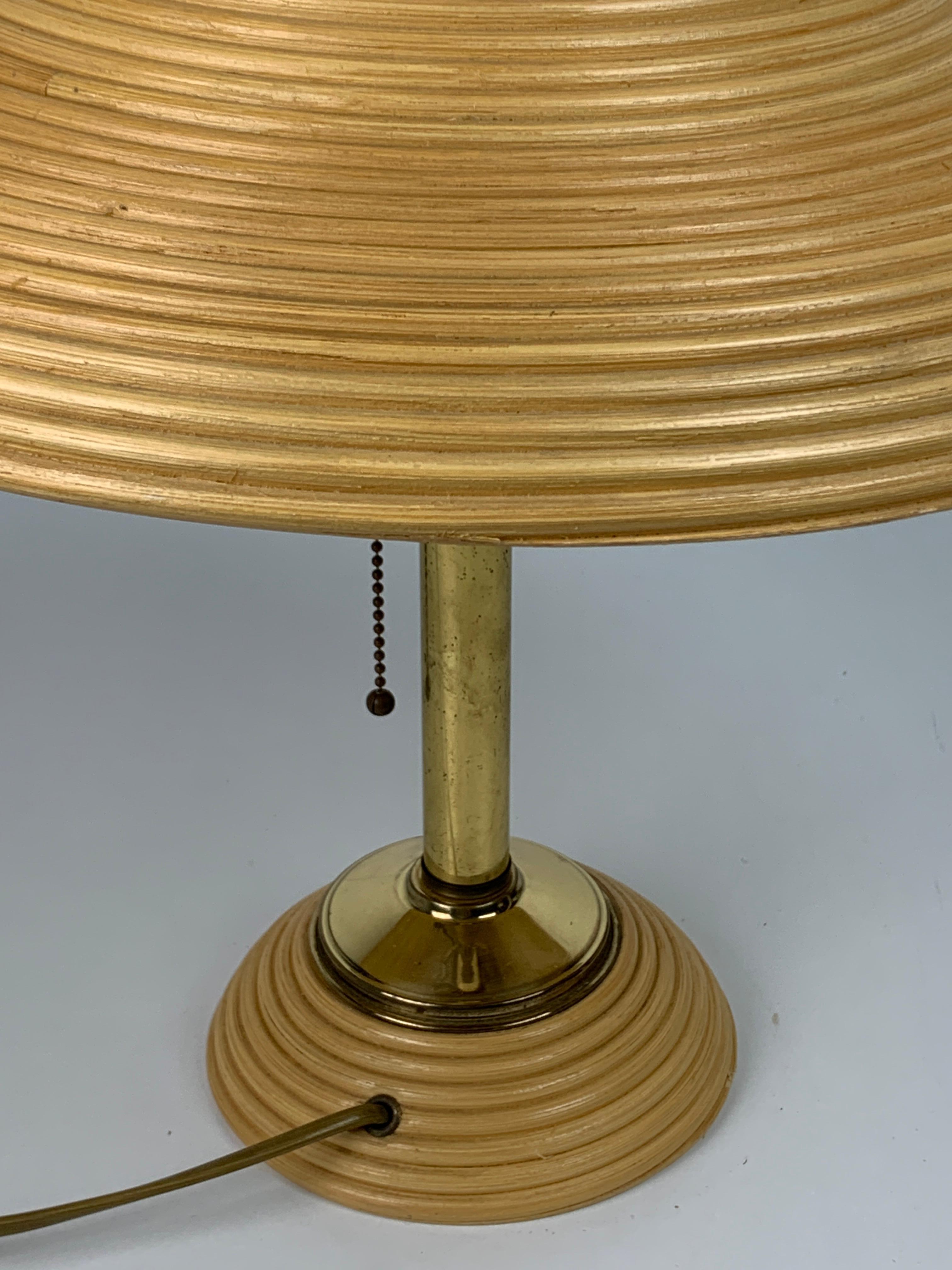 Lampe de table en rotin, bambou et laiton, Italie, 1970 en vente 4