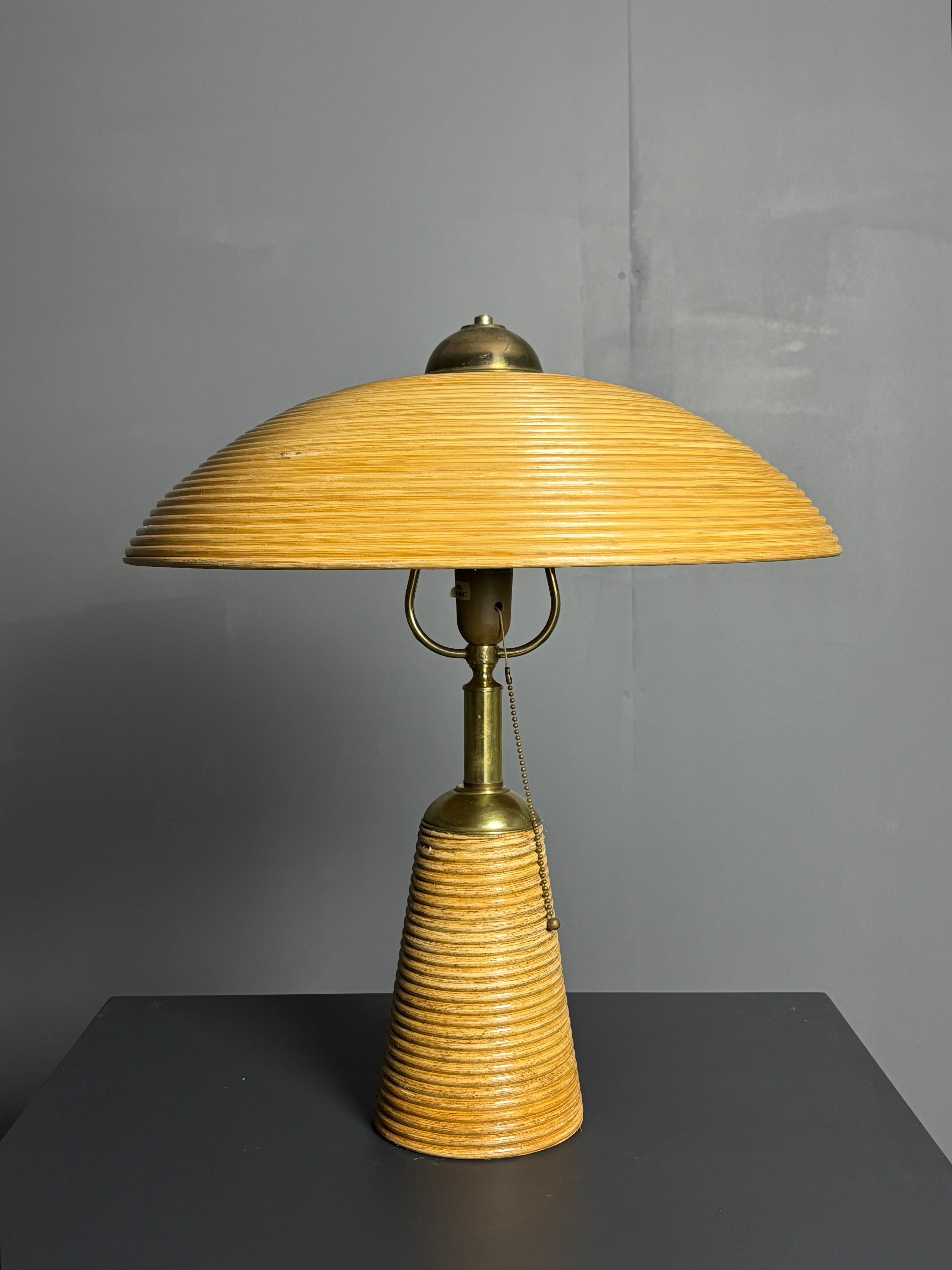 Lampada da tavolo in rattan, bambù e ottone, Italia, anni '70 in vendita 5