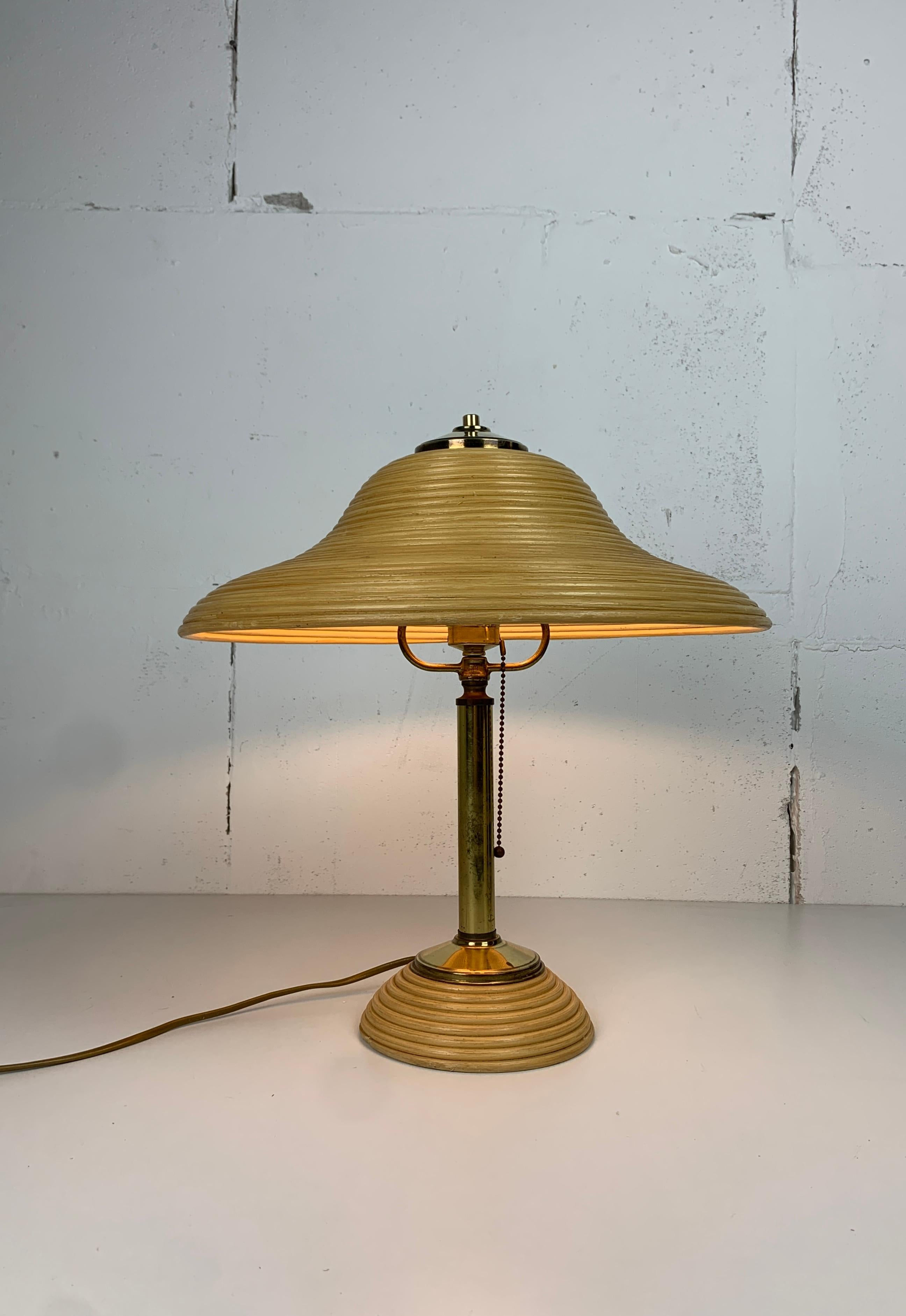 Lampe de table en rotin, bambou et laiton, Italie, 1970 en vente 8