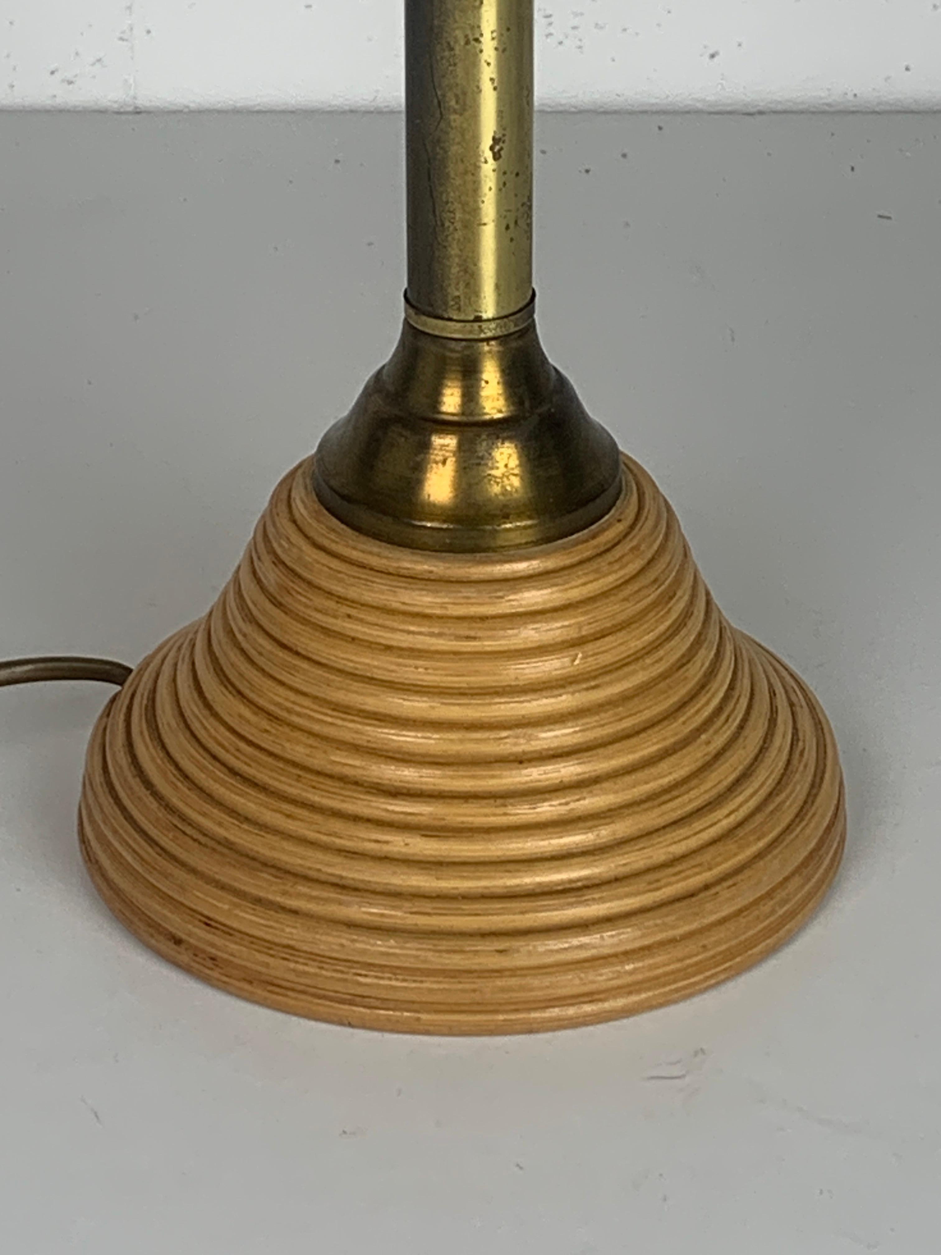 Pencil reed rattan bamboo and brass table lamp, Italy, 1970s In Good Condition In Zaandam, NL