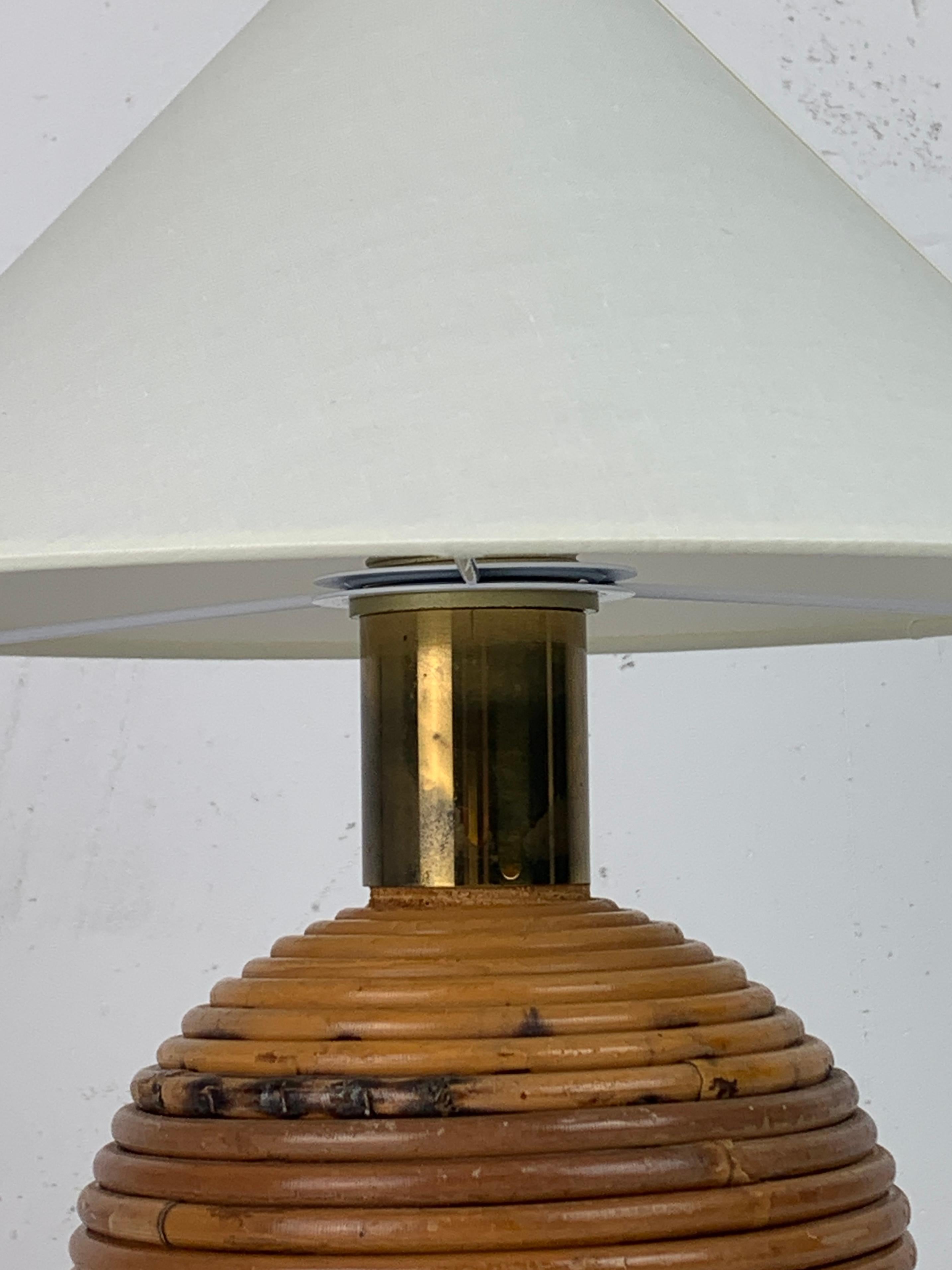 Late 20th Century Pencil reed rattan bamboo and brass table lamp, Italy 1970s For Sale
