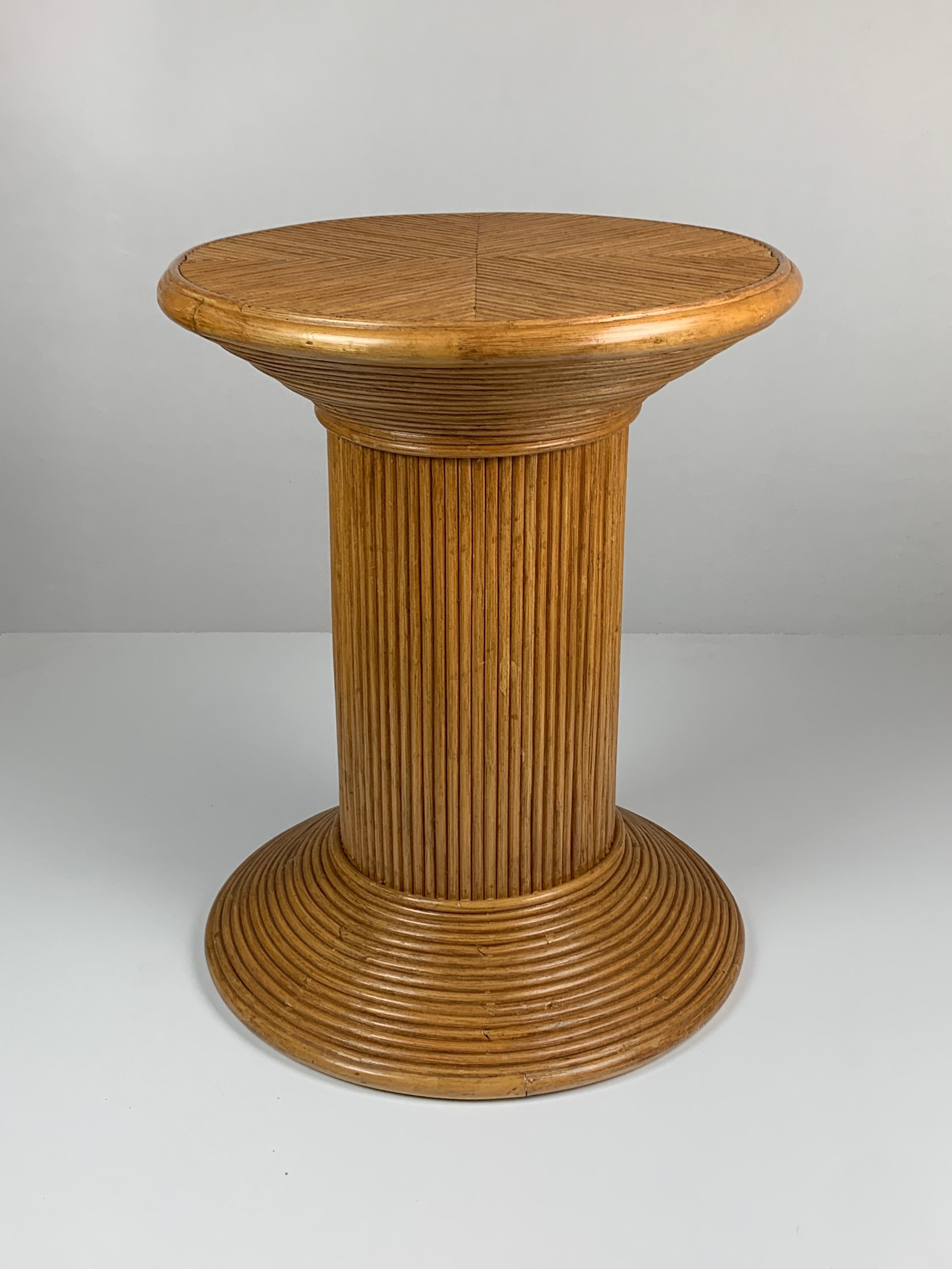 Mid-Century Modern Pencil reed rattan bamboo coastal pedestal side table, Vivai del Sud Italy 1970s