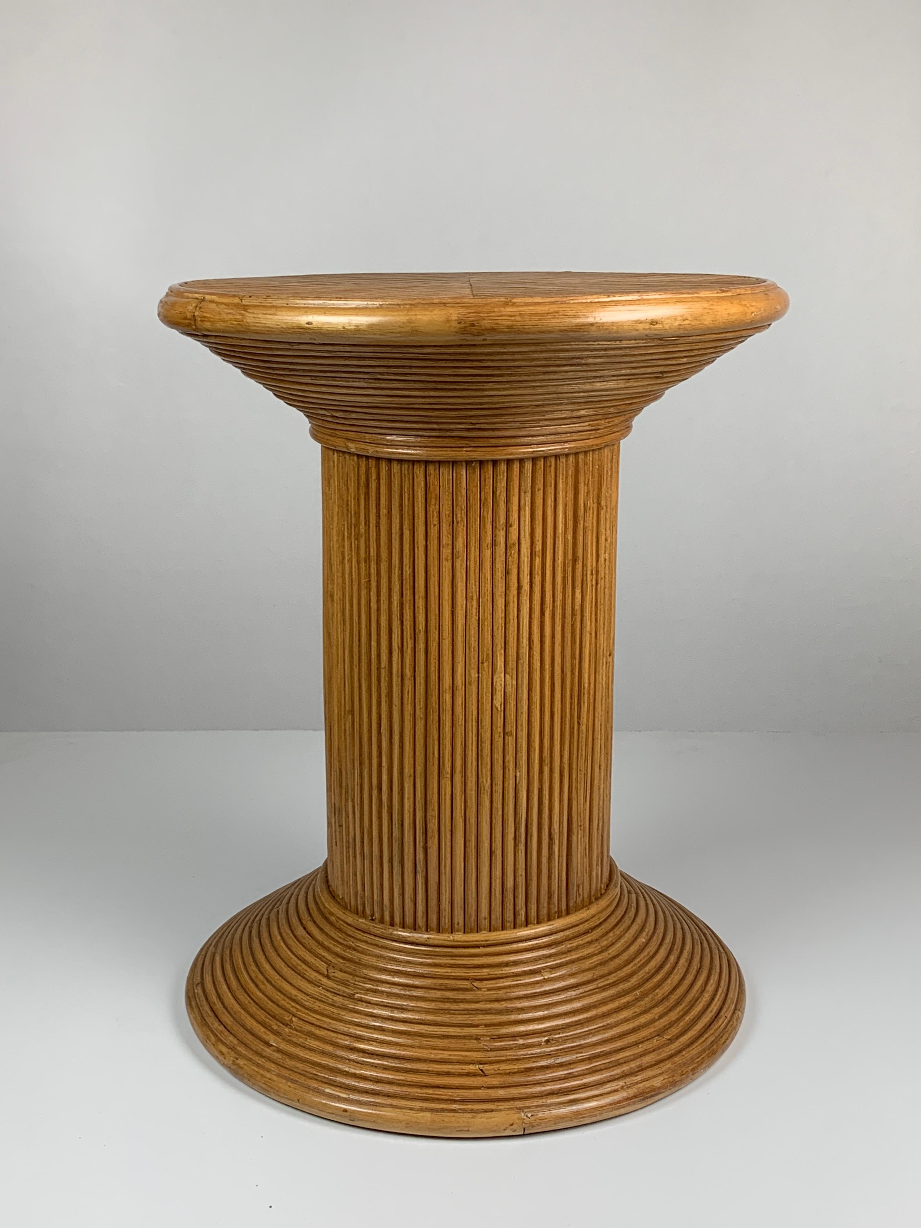 Italian Pencil reed rattan bamboo coastal pedestal side table, Vivai del Sud Italy 1970s