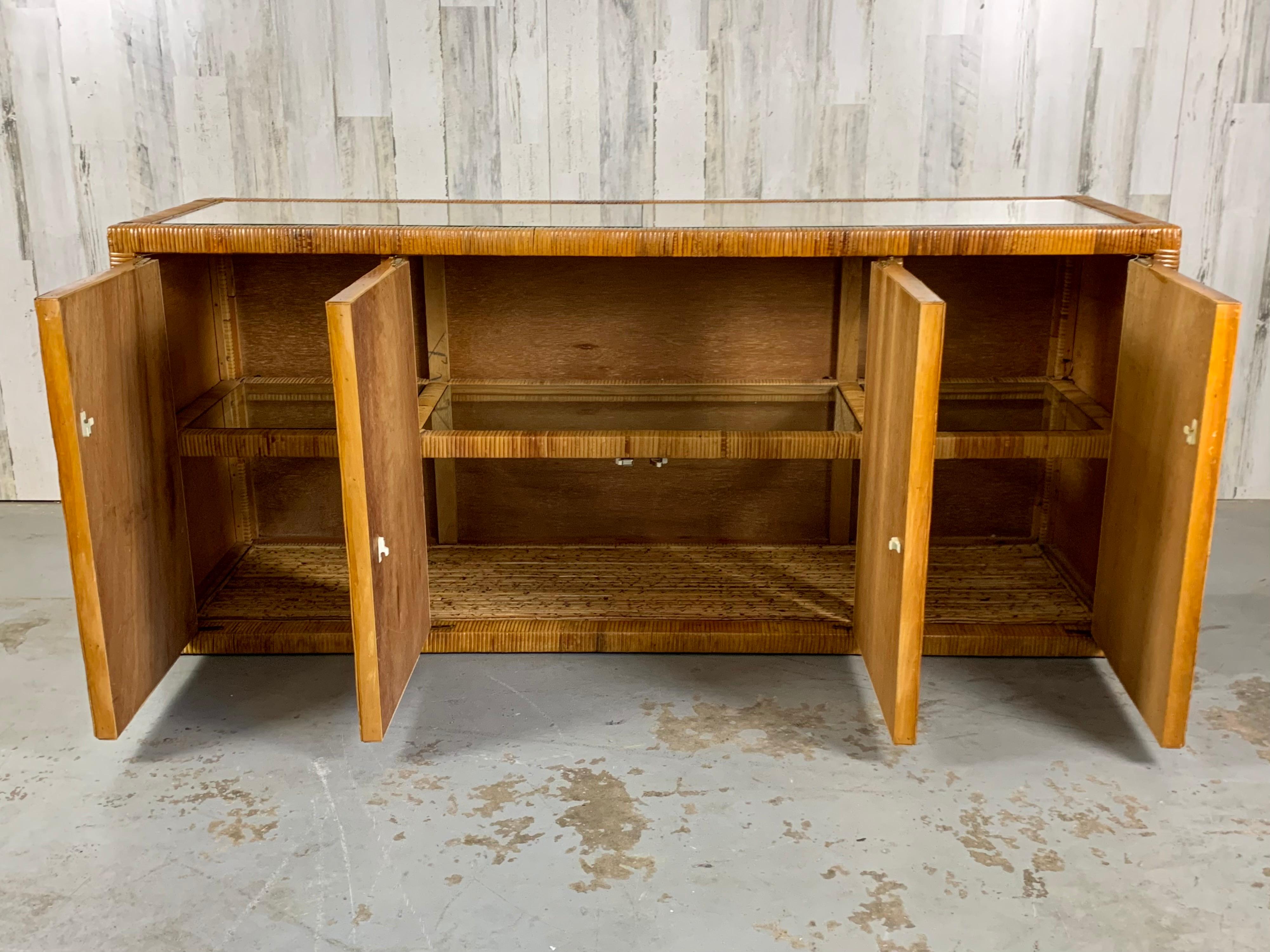 credenza rattan