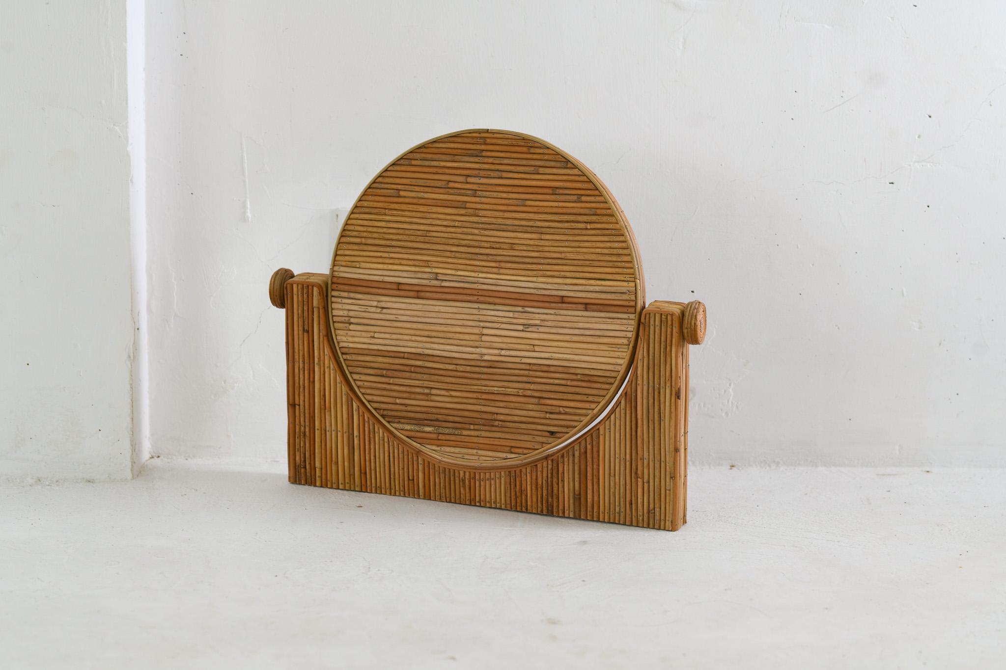 Philippin Miroir de table en roseau de style moderne du milieu du siècle dernier en vente