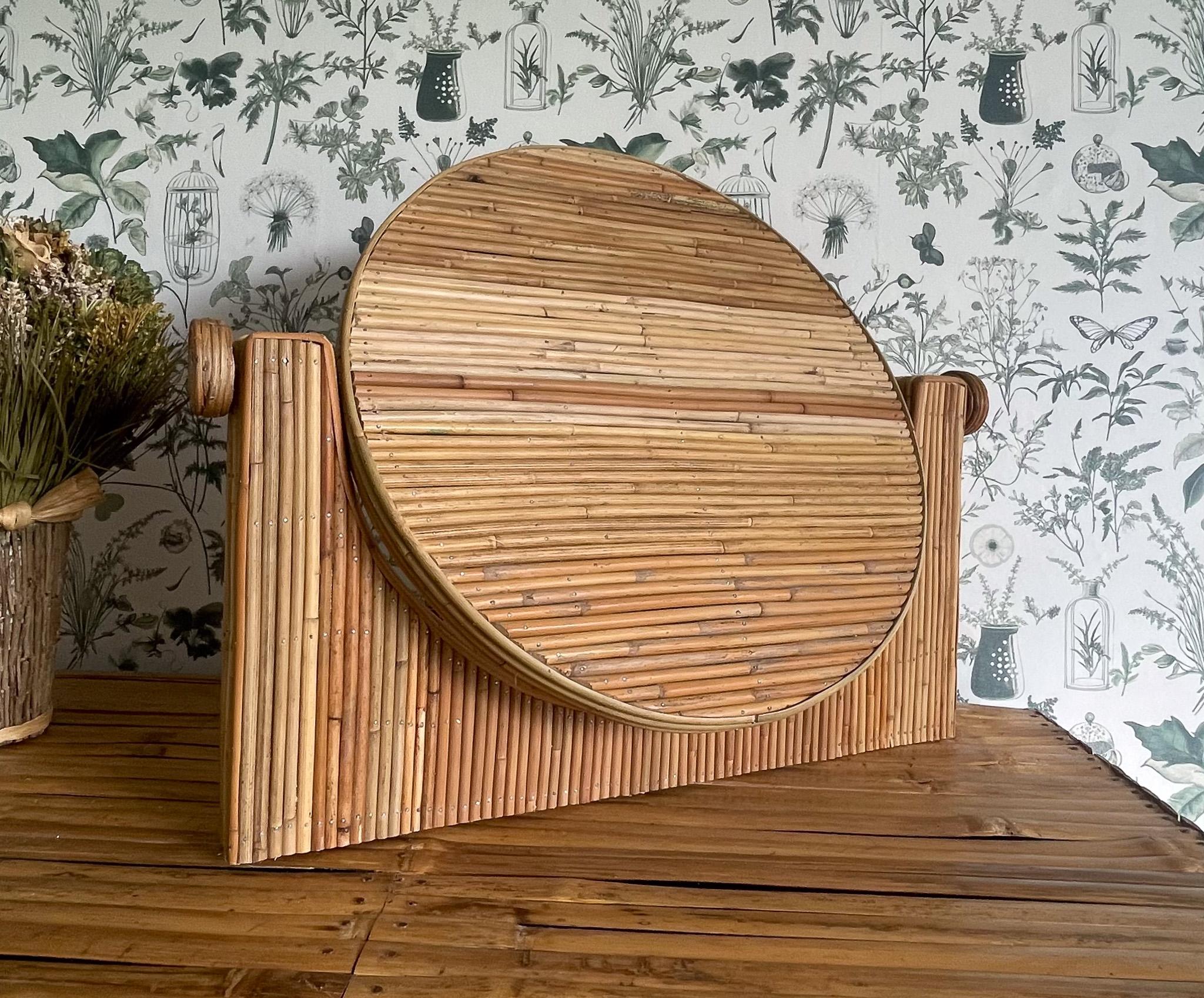 Miroir de table en roseau de style moderne du milieu du siècle dernier en vente 1