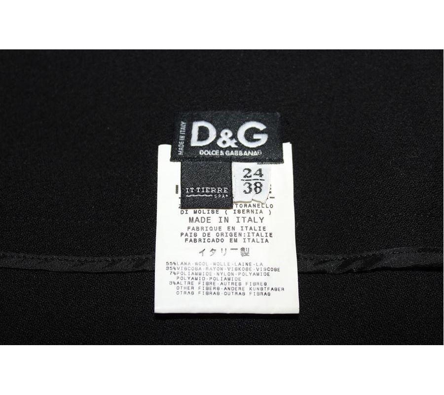 Black Dolce & Gabbana Pencil Skirt size 38 For Sale