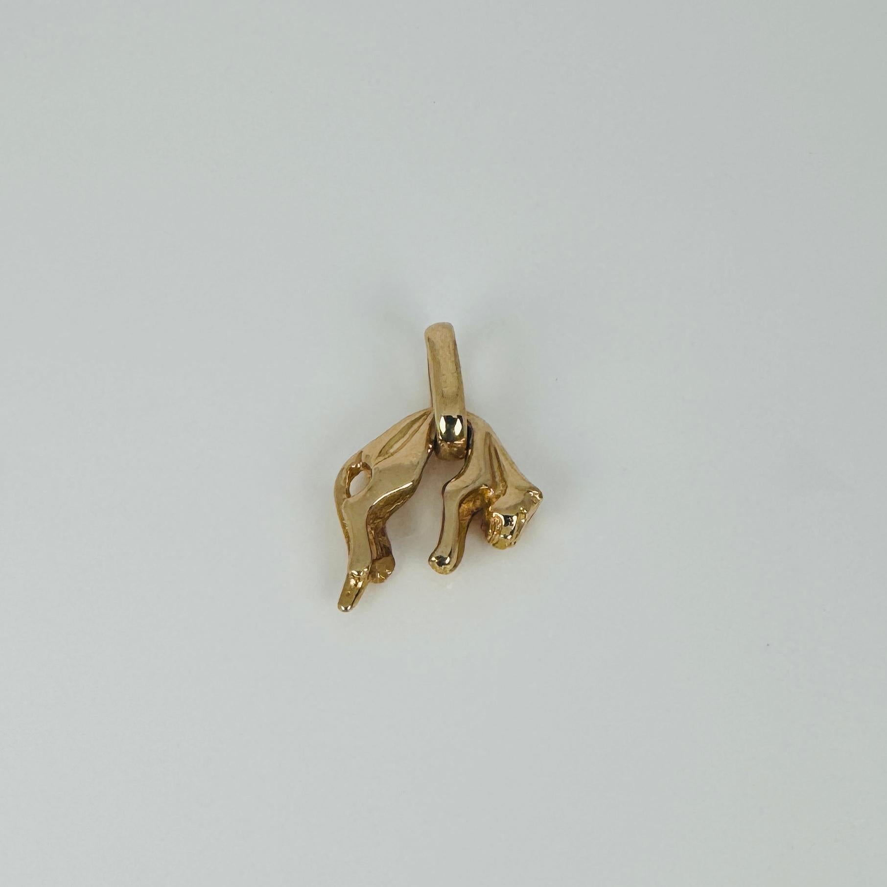 Pendentif panthère en or jaune 18 carats circa 10 grammes en vente 2