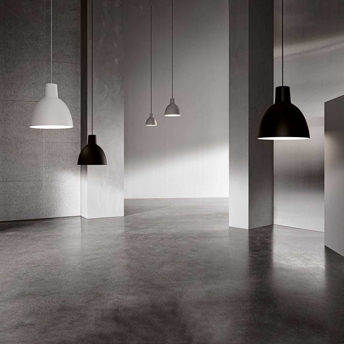 Pendant 400/550 Light by Louis Poulsen In New Condition In Saint-Ouen, FR