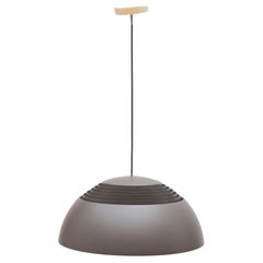 Pendentif AJ Royal 500 en Brown-Grey par Arne Jacobsen pour Louis Poulsen, Danemark 