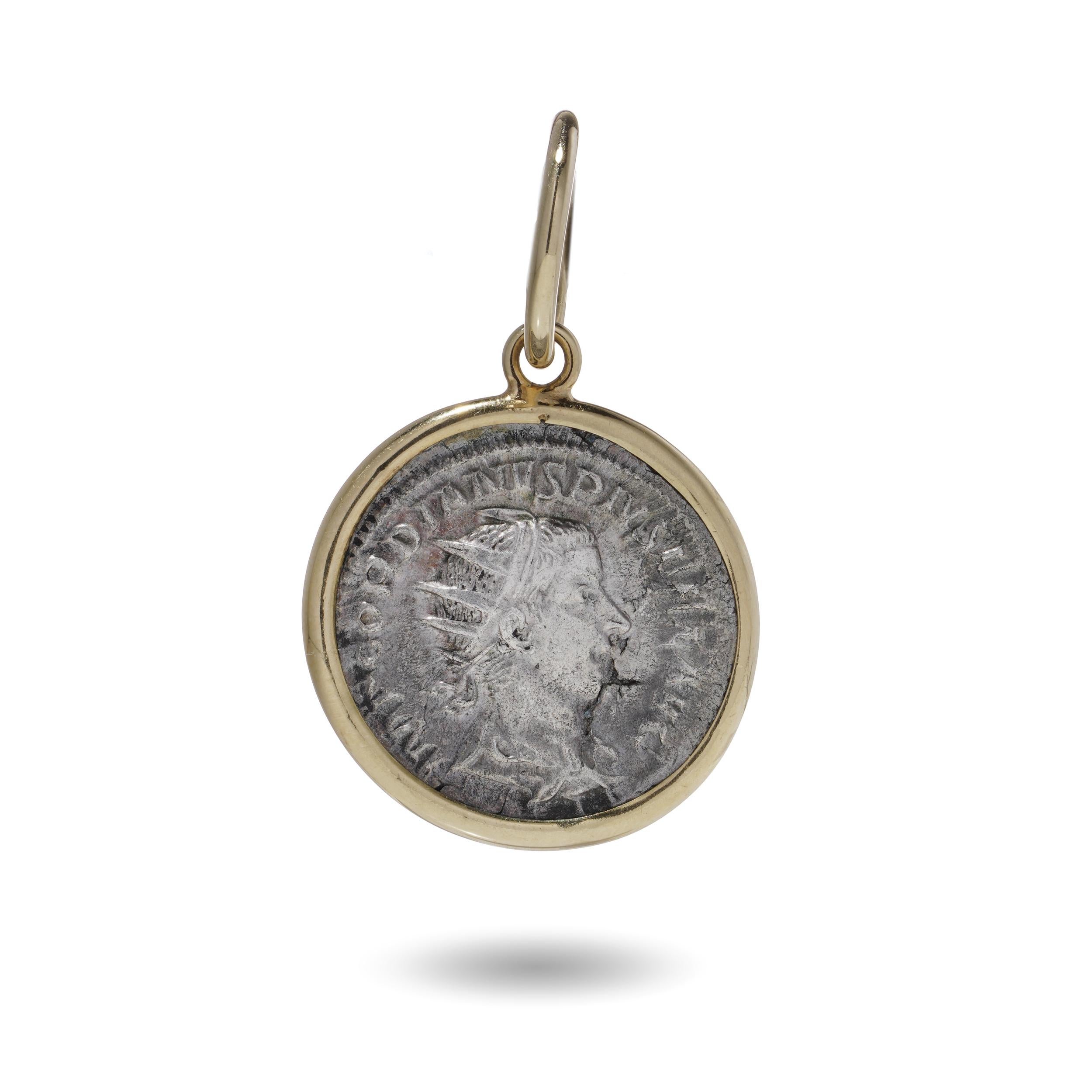 Pendentif Antoninianus de style romain Gordian III en argent et or 18 carats Bon état - En vente à Braintree, GB