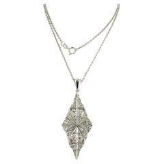 Pendentif et collier en or 14 carats et platine avec diamants de taille européenne ancienne