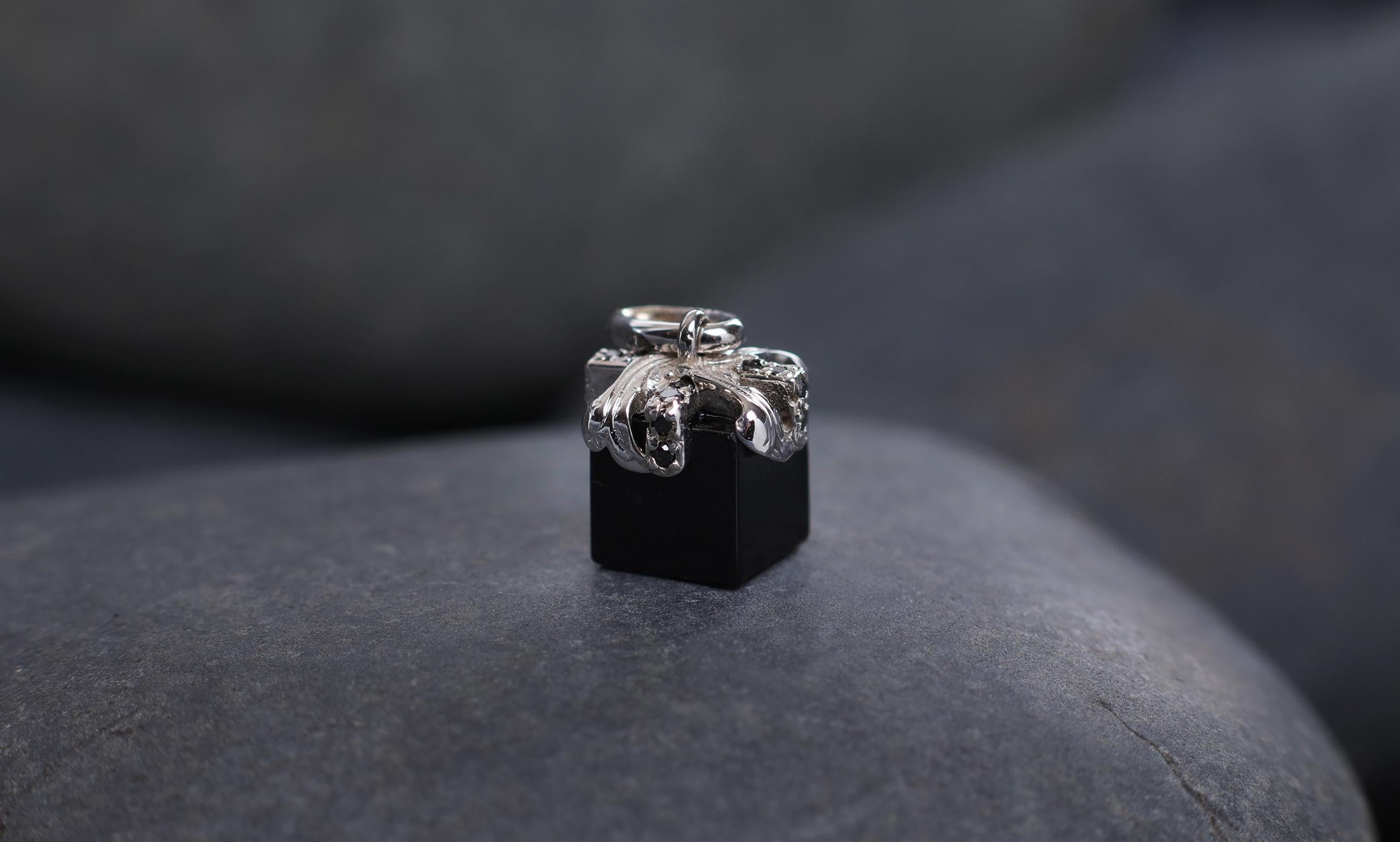 Round Cut White Gold, Black Diamonds, and Black Spinel Charm For Sale