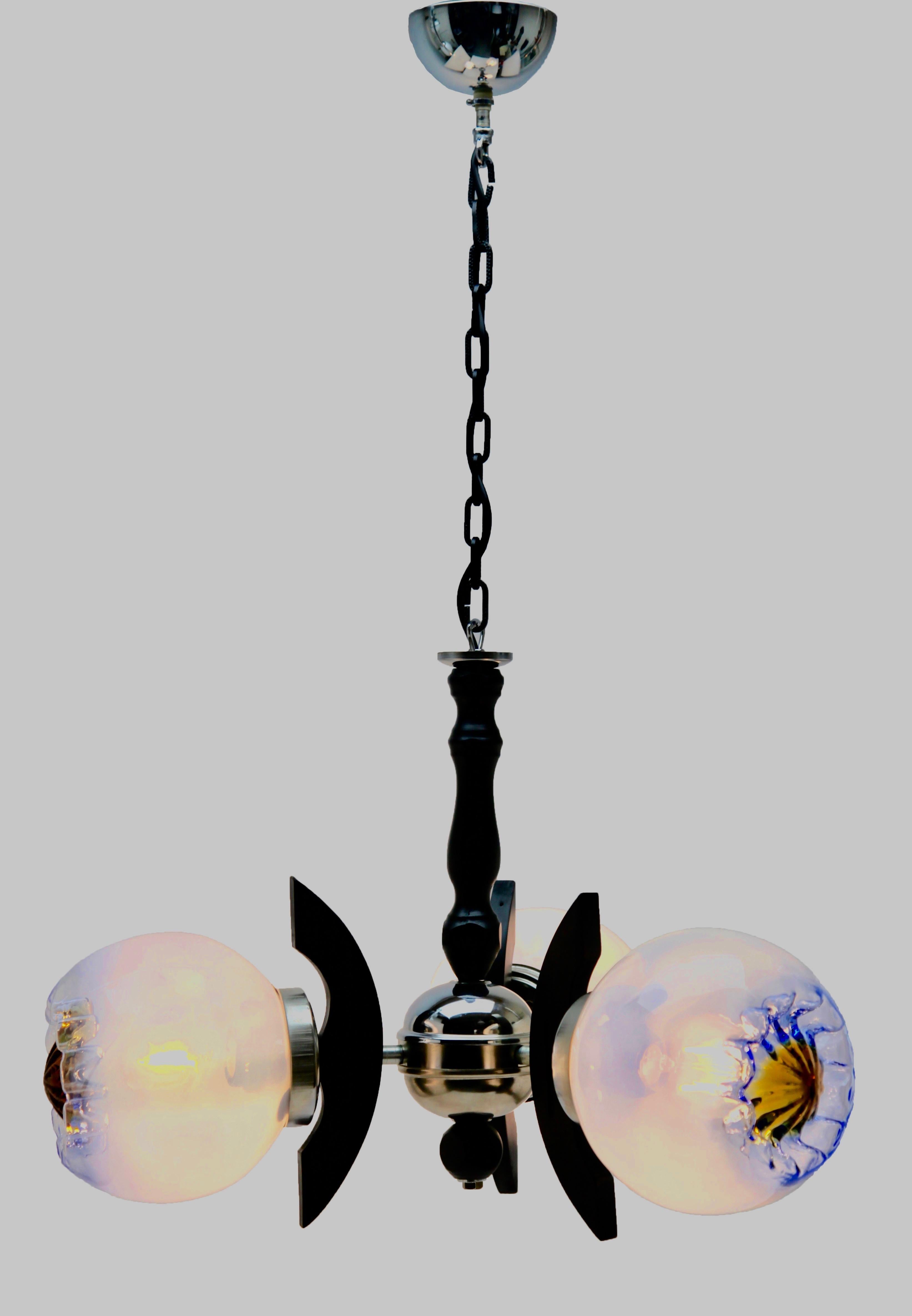Pendant by Mazzega with 3 Globes of Clear Glass with Orange and Bleu Inclusions For Sale 1