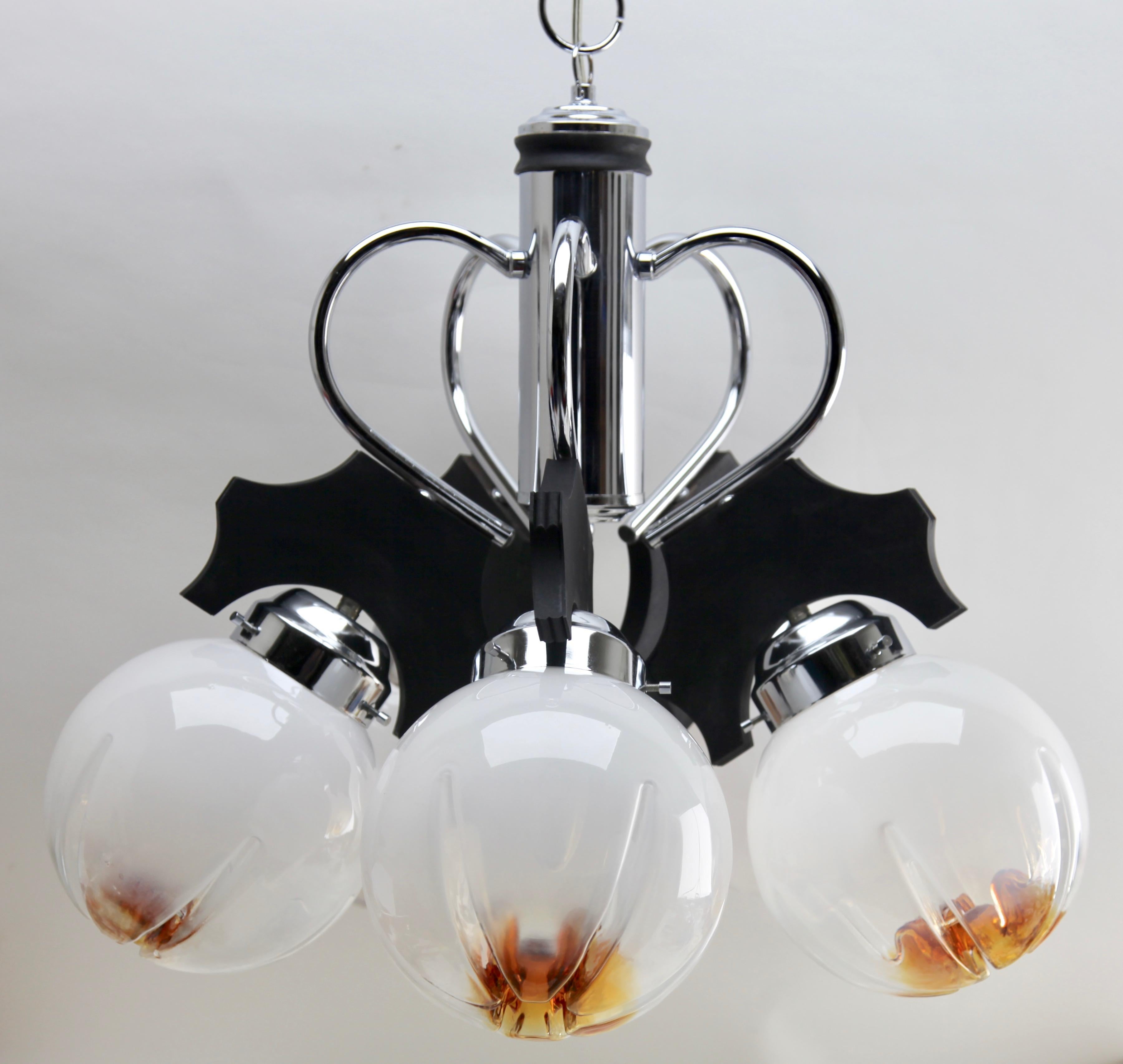 Art Deco Pendant by Mazzega with 5 Globes of Clear Glass with Orange Inclusions For Sale