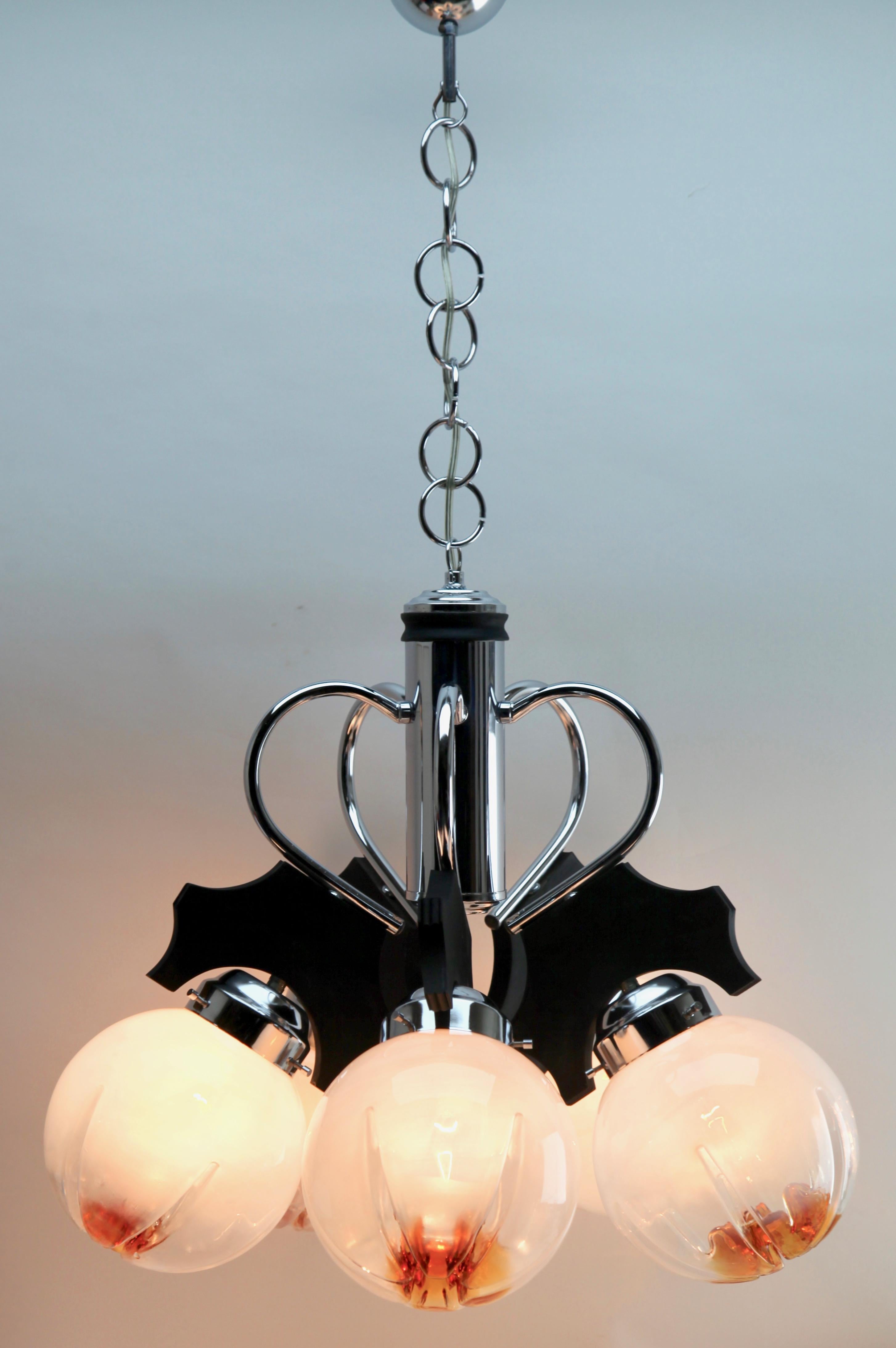 Mid-20th Century Pendant by Mazzega with 5 Globes of Clear Glass with Orange Inclusions For Sale