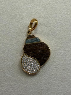 Pendant Charm Yellow Gold White Diamonds Micro Mosaic Designed by Fuksas