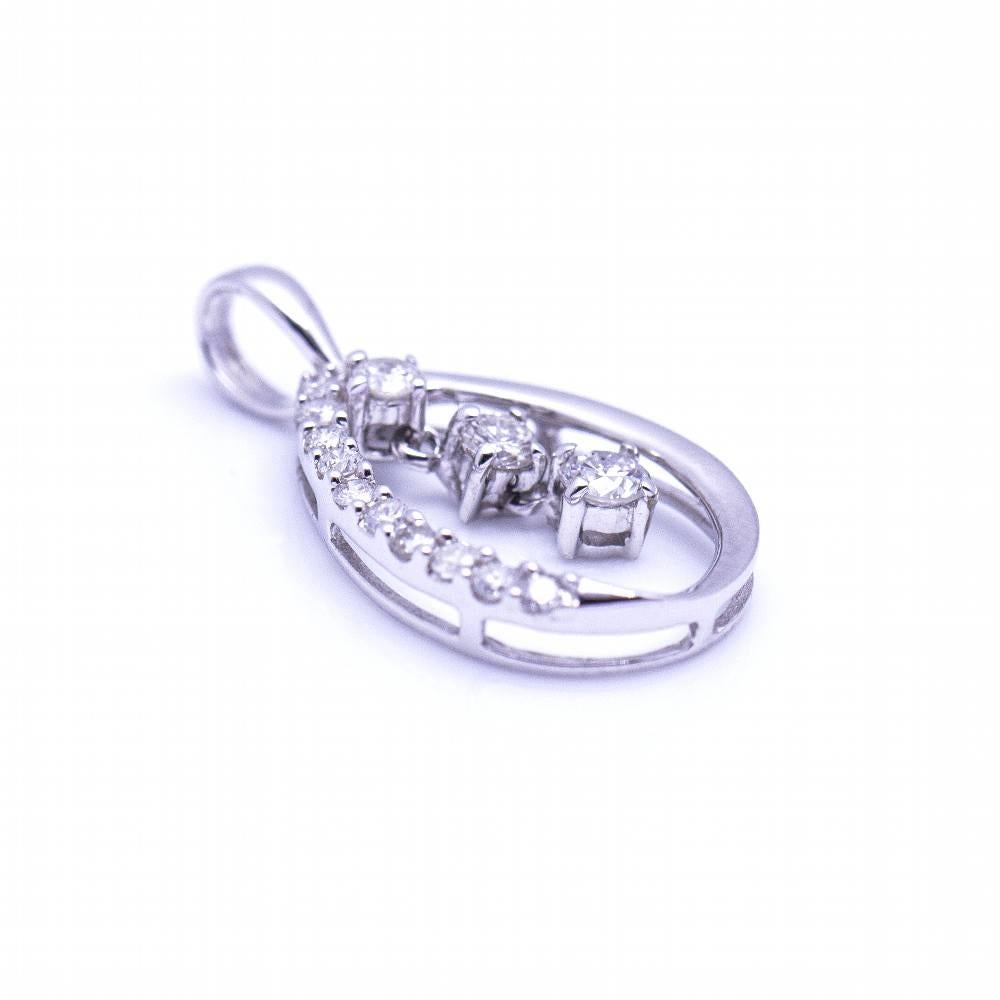 Brilliant Cut Pendant COLUMPIO White Gold and Diamonds For Sale
