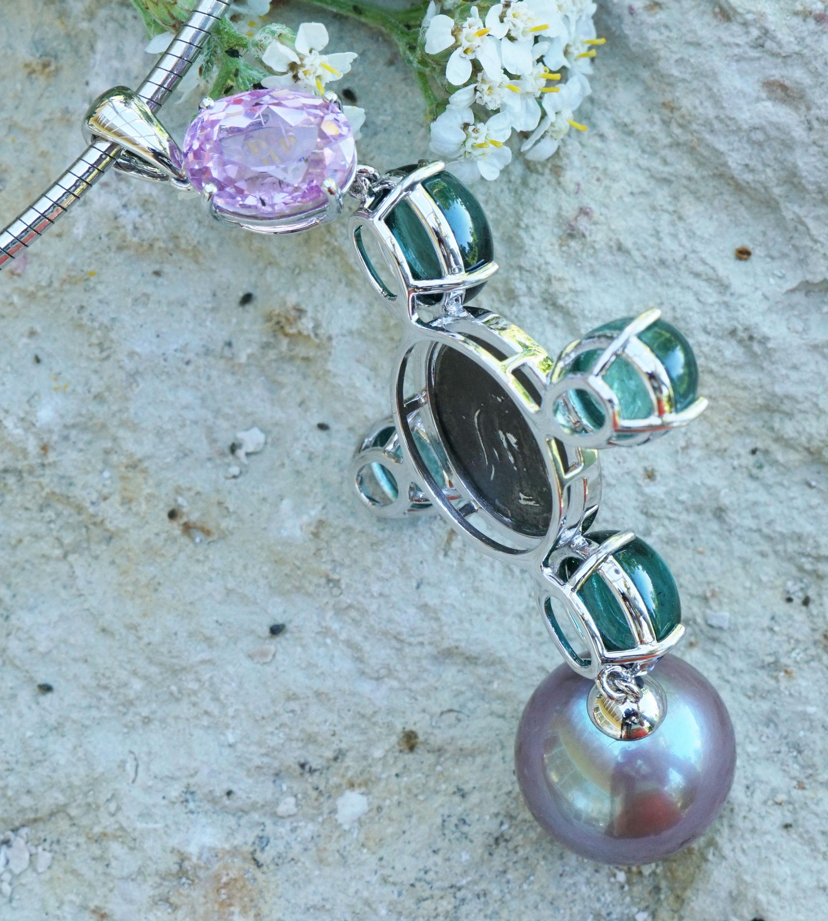 Pendant Cross with Coin and Blue-Green Tourmaline Kunzite 11 Ct White Gold 18 Kt For Sale 3